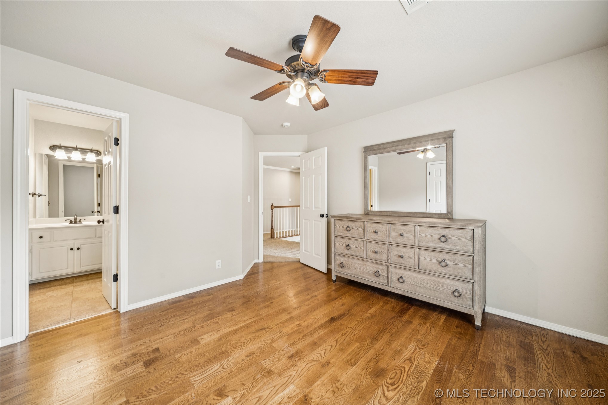 9225 N 133rd Avenue Property Photo 31