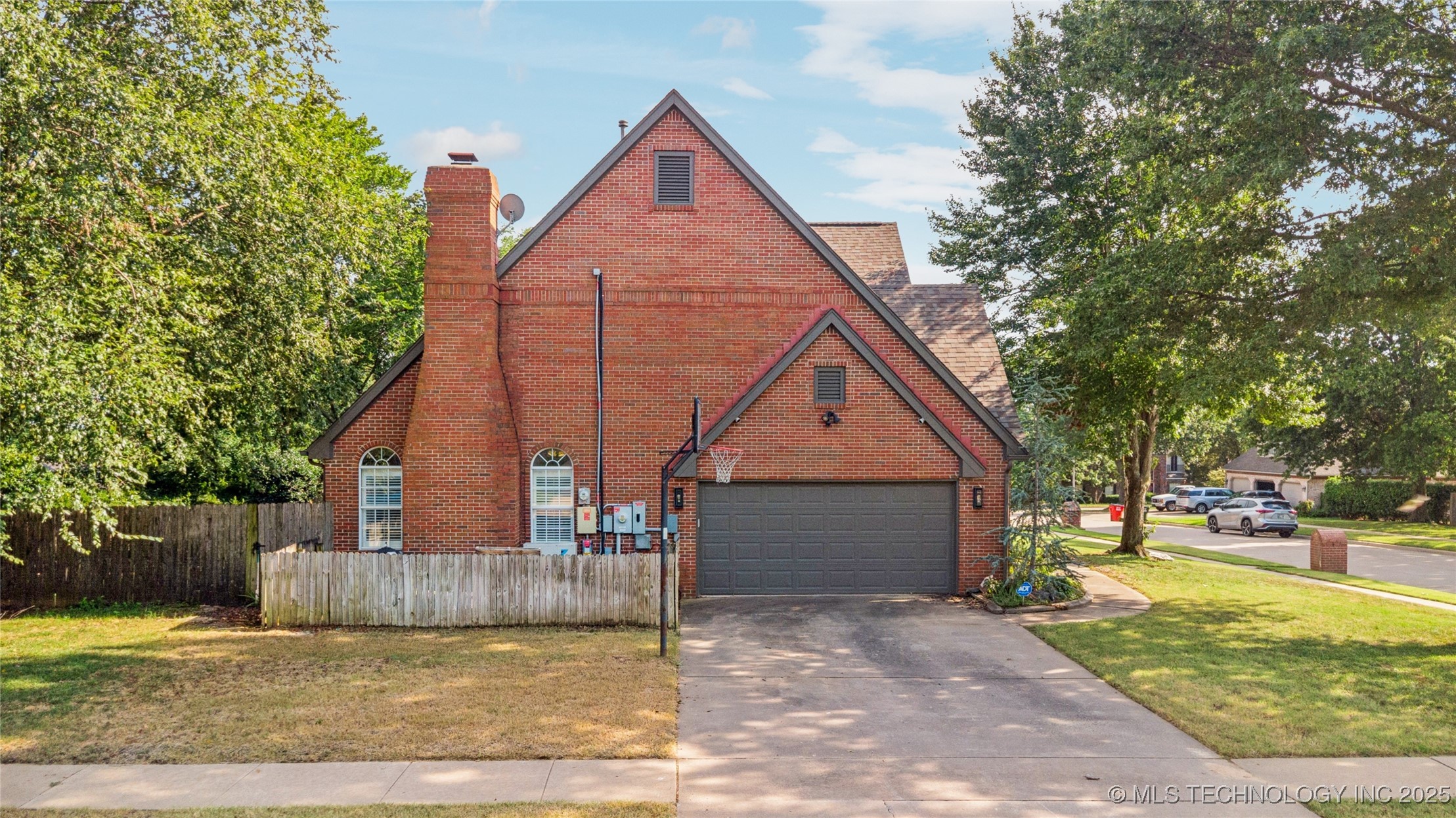 9225 N 133rd Avenue Property Photo 42