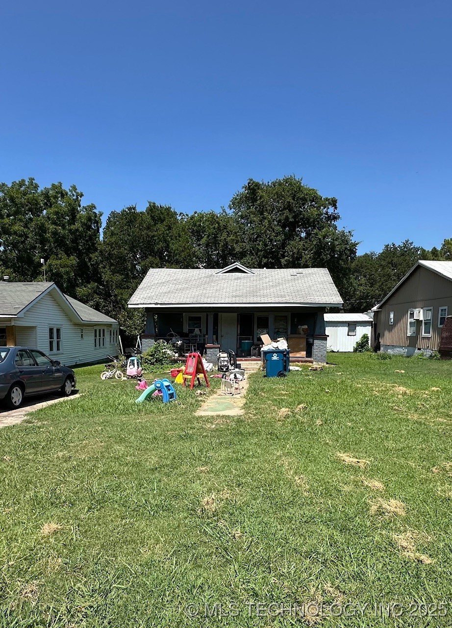 415 W Adams Avenue Property Photo 1