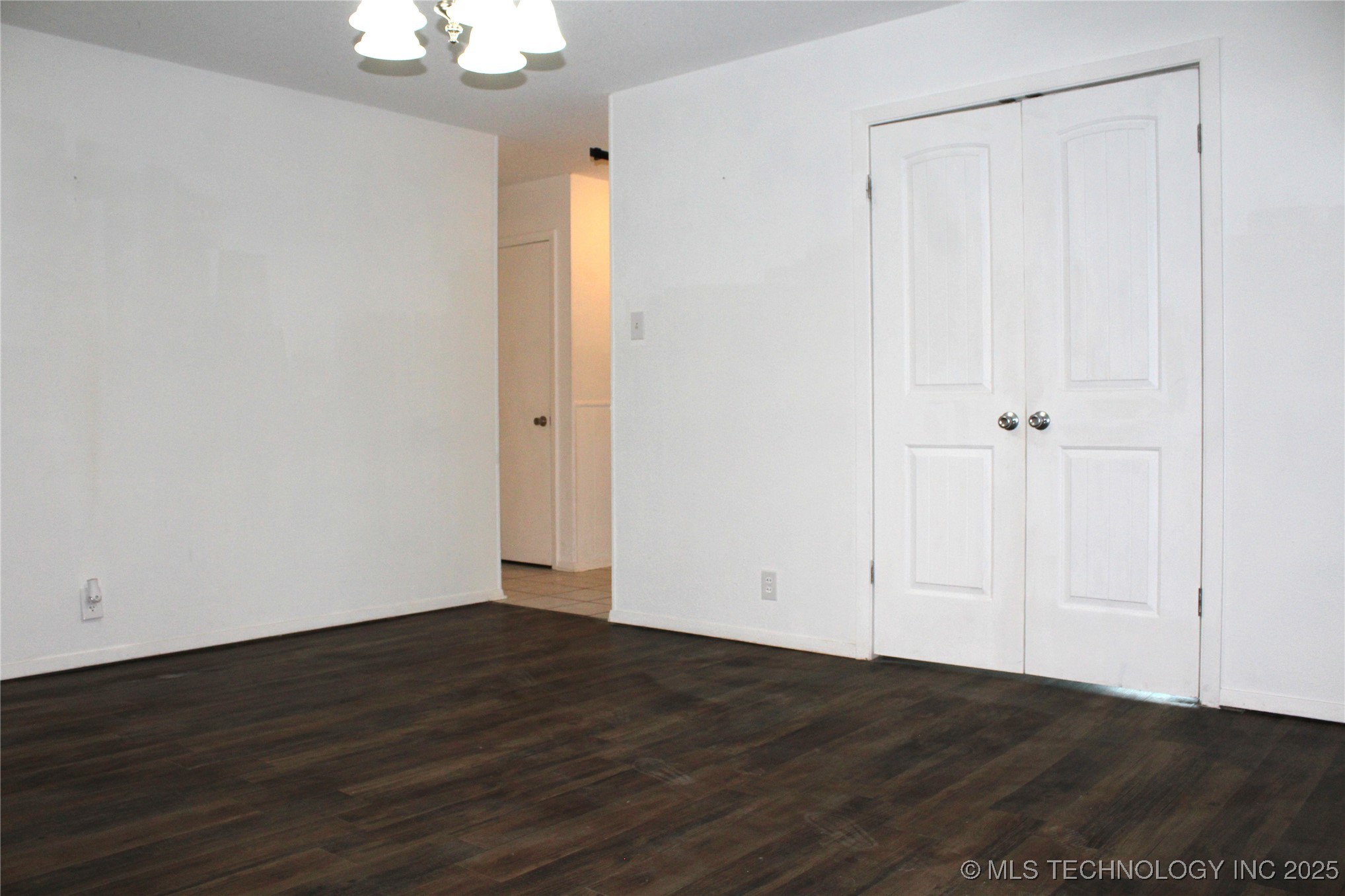 1512 N 10th Avenue Property Photo 13