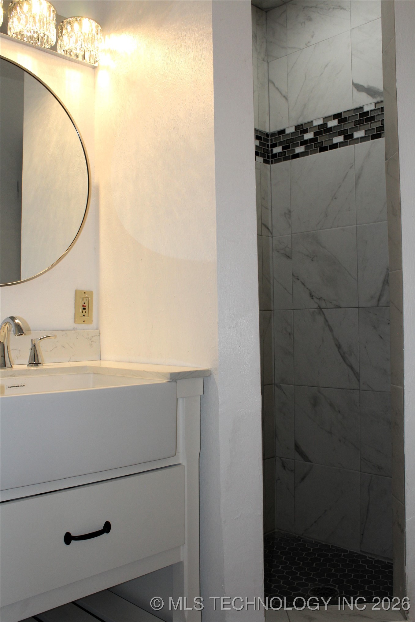 1512 N 10th Avenue Property Photo 37