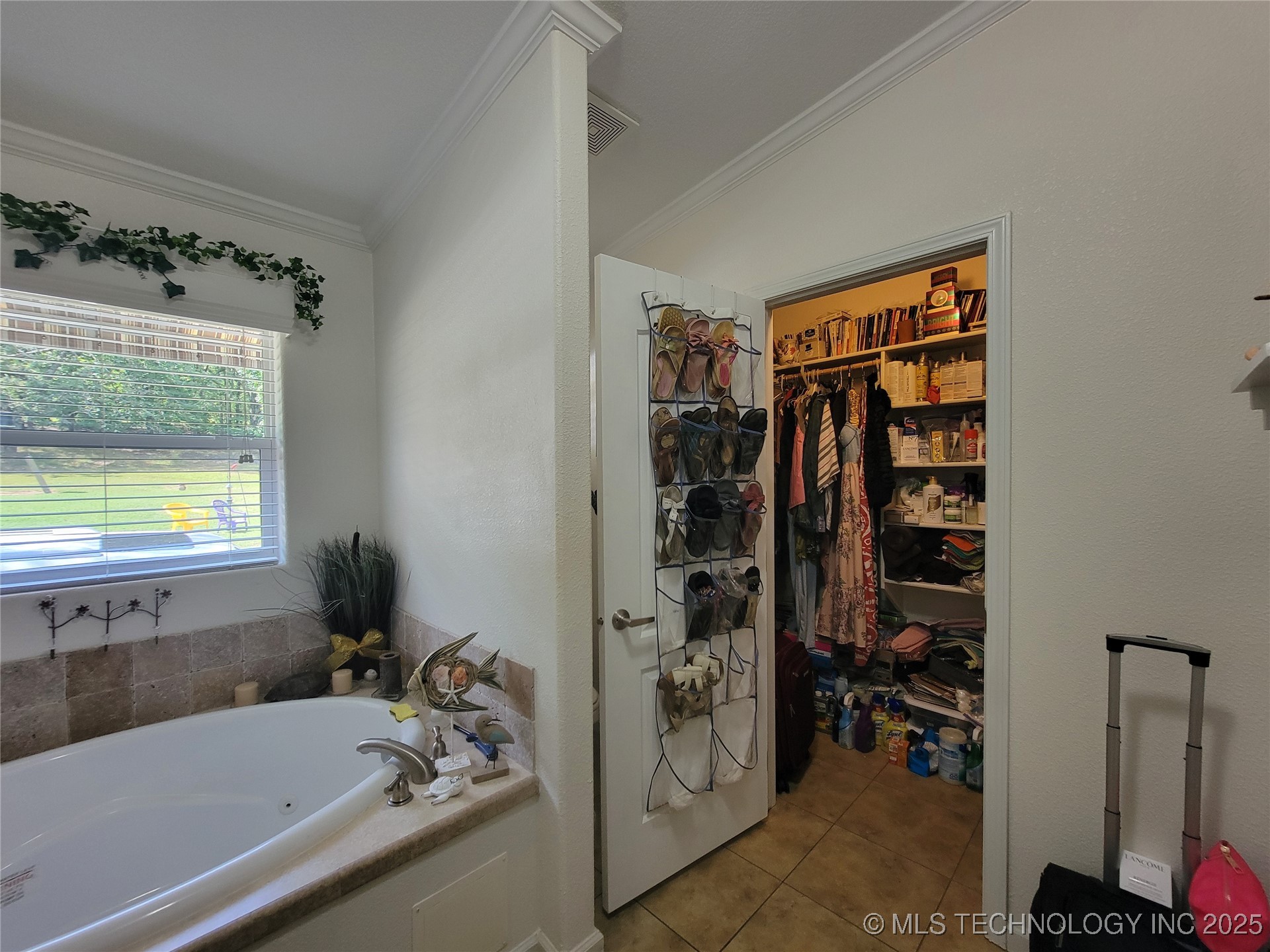 112045 S 4630 Road Property Photo 40