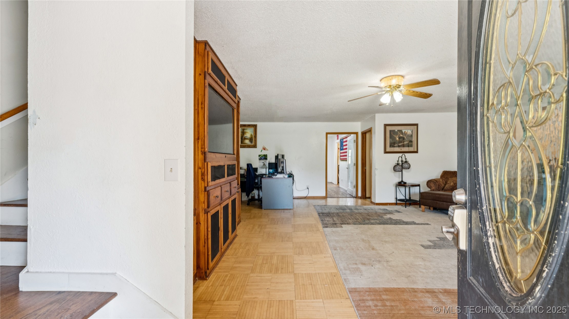 23611 E 300 Road Property Photo 14