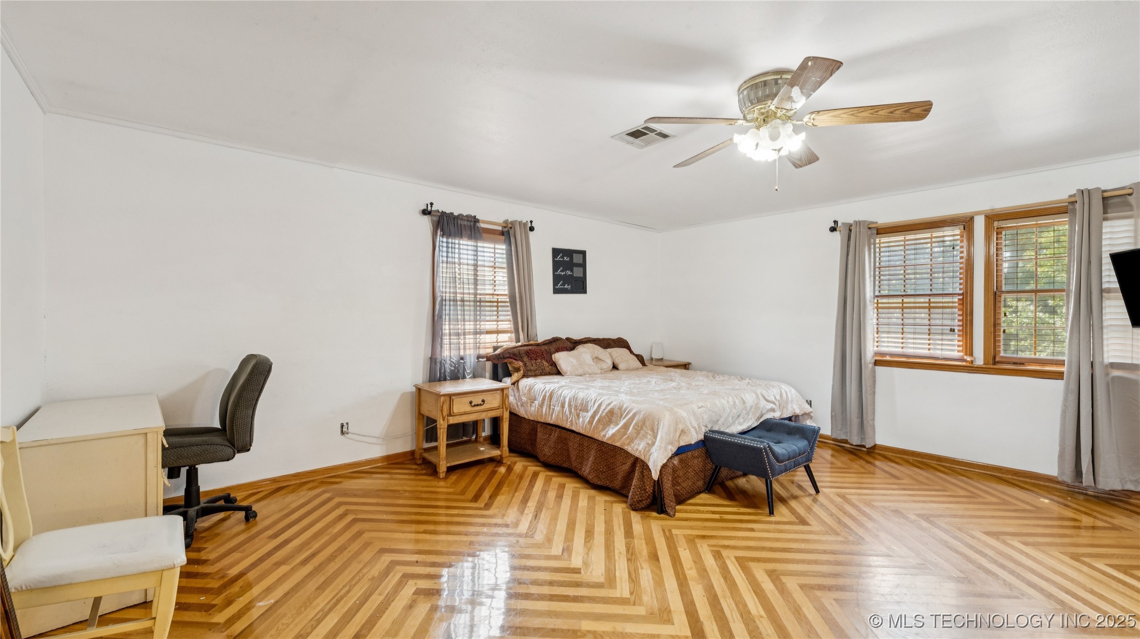 23611 E 300 Road Property Photo 31