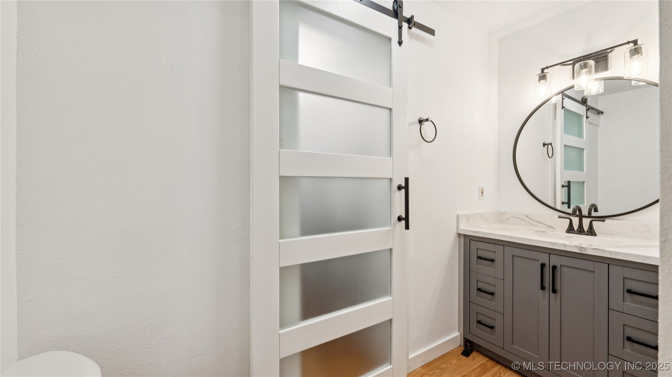 23611 E 300 Road Property Photo 38