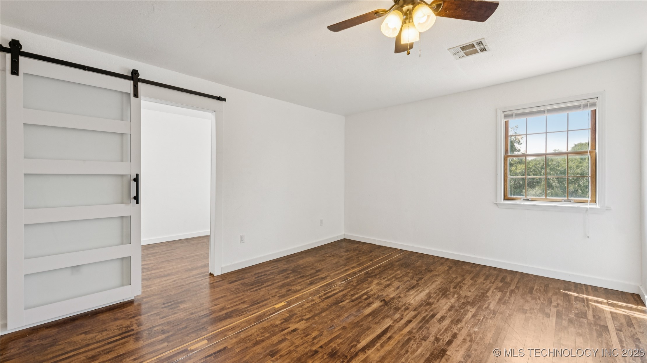 23611 E 300 Road Property Photo 41