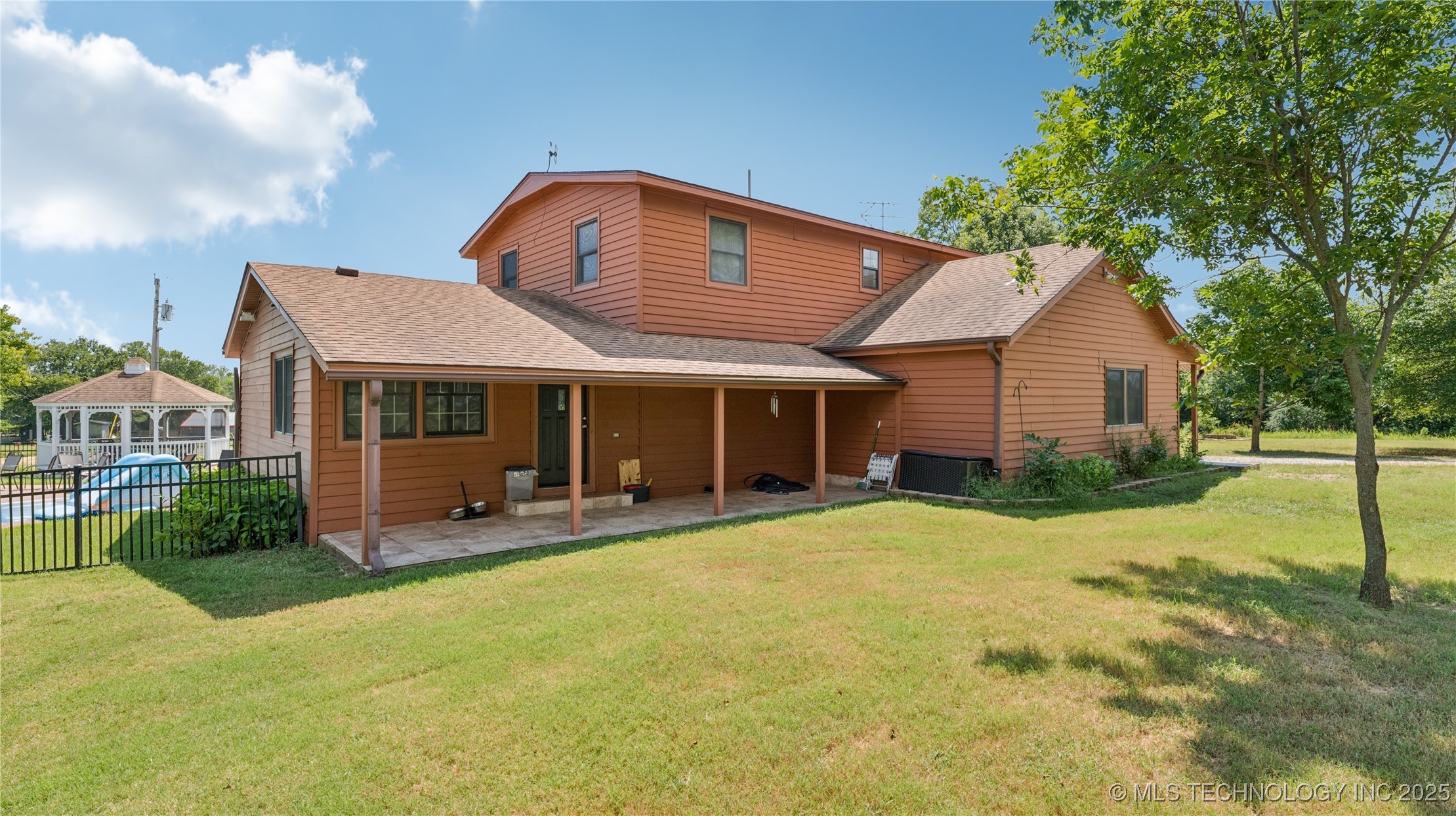 23611 E 300 Road Property Photo 47