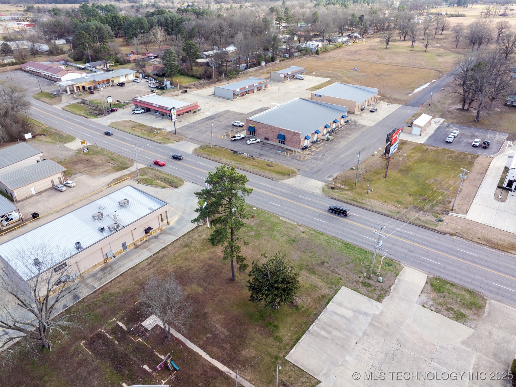 2017 E Washington Street Property Photo 5