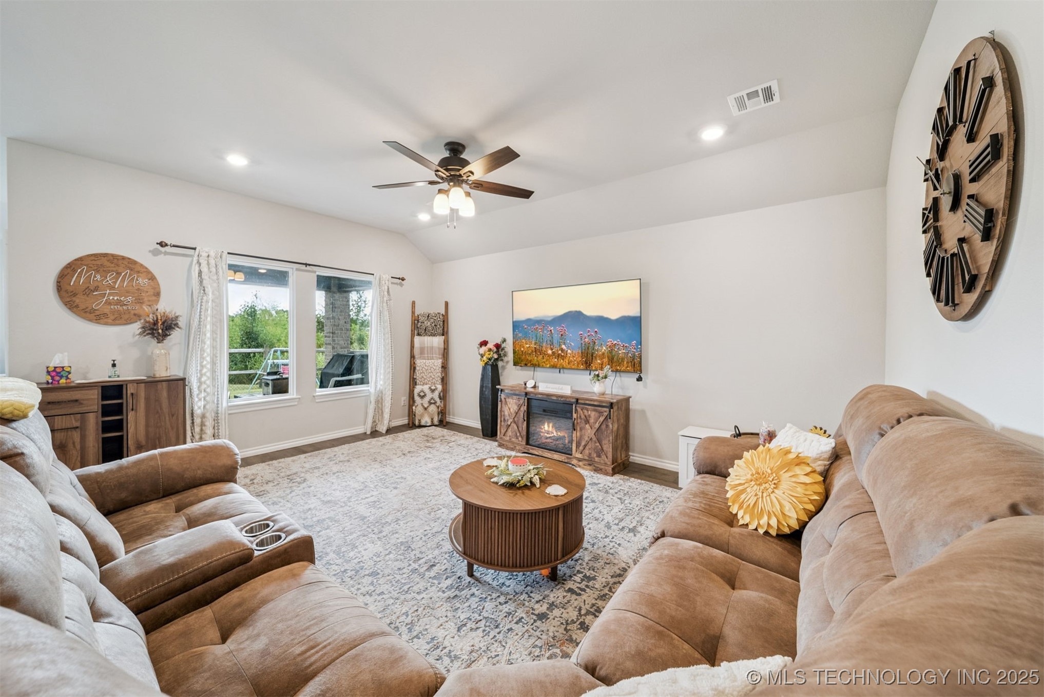 401 S Buffalo Street Property Photo 15