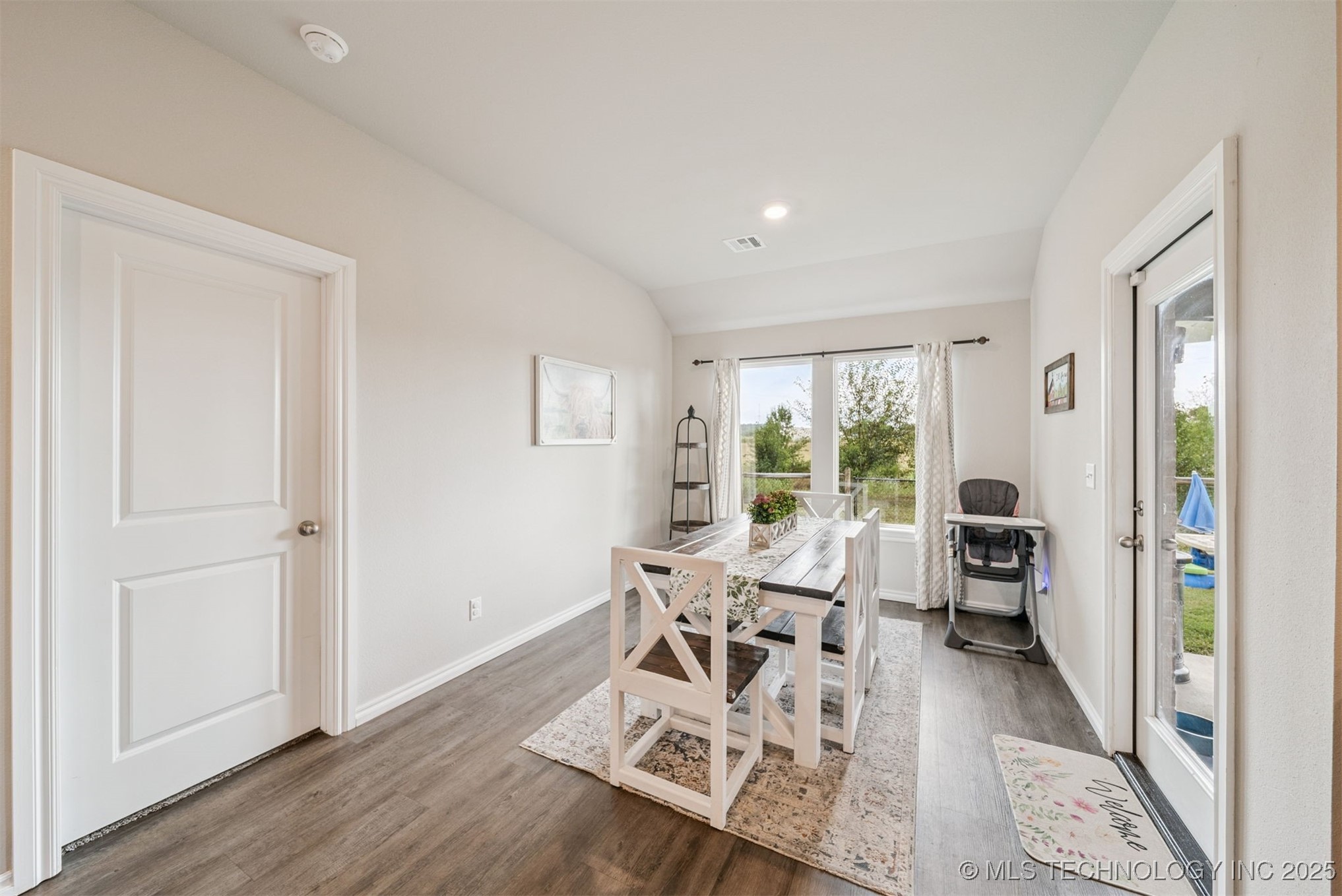 401 S Buffalo Street Property Photo 17