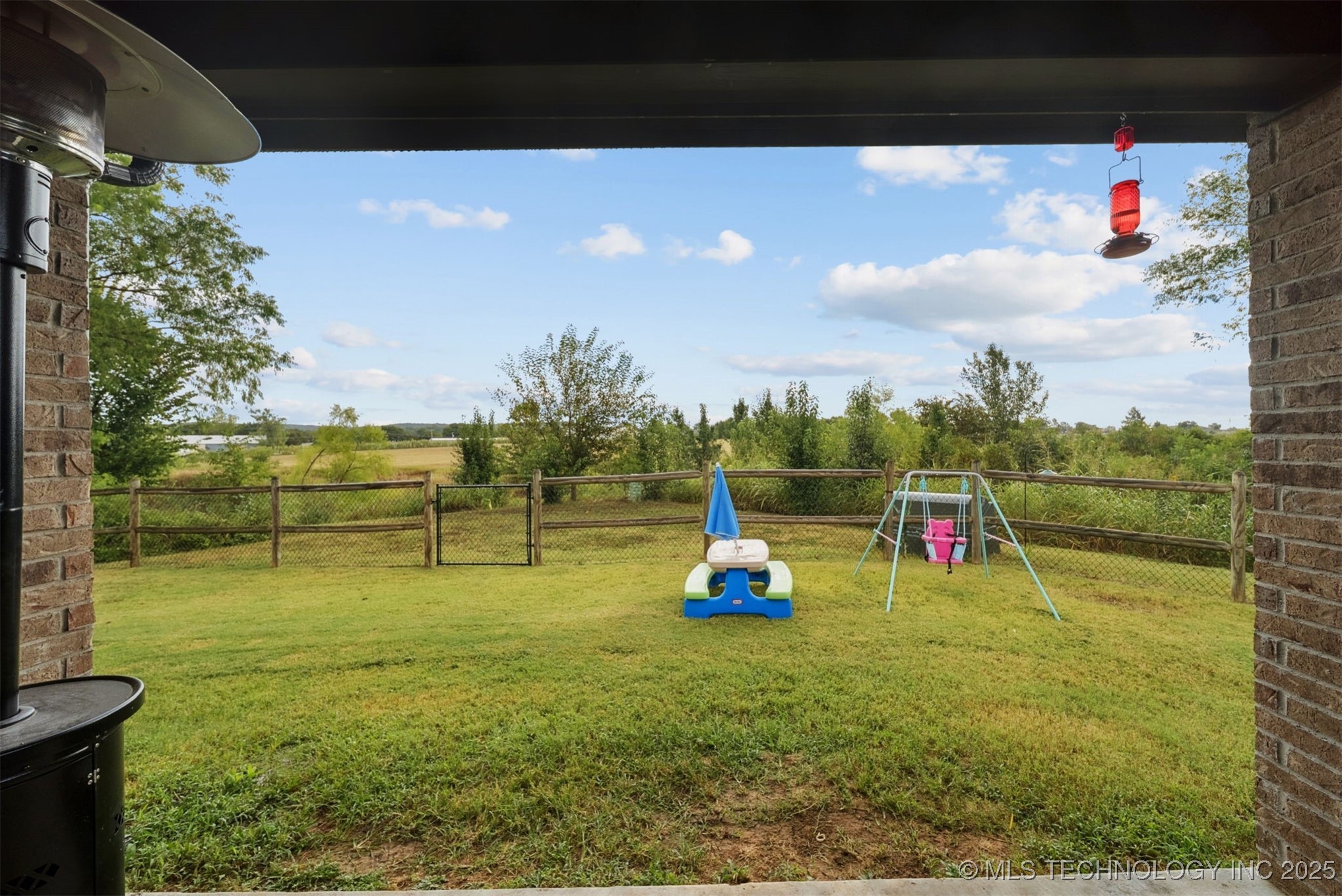 401 S Buffalo Street Property Photo 23