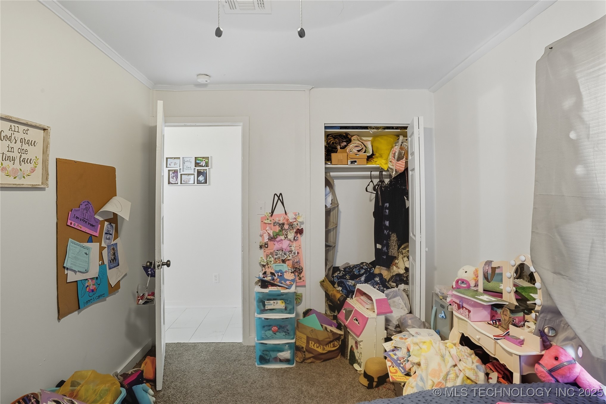 703 S Poplar Street Property Photo 24