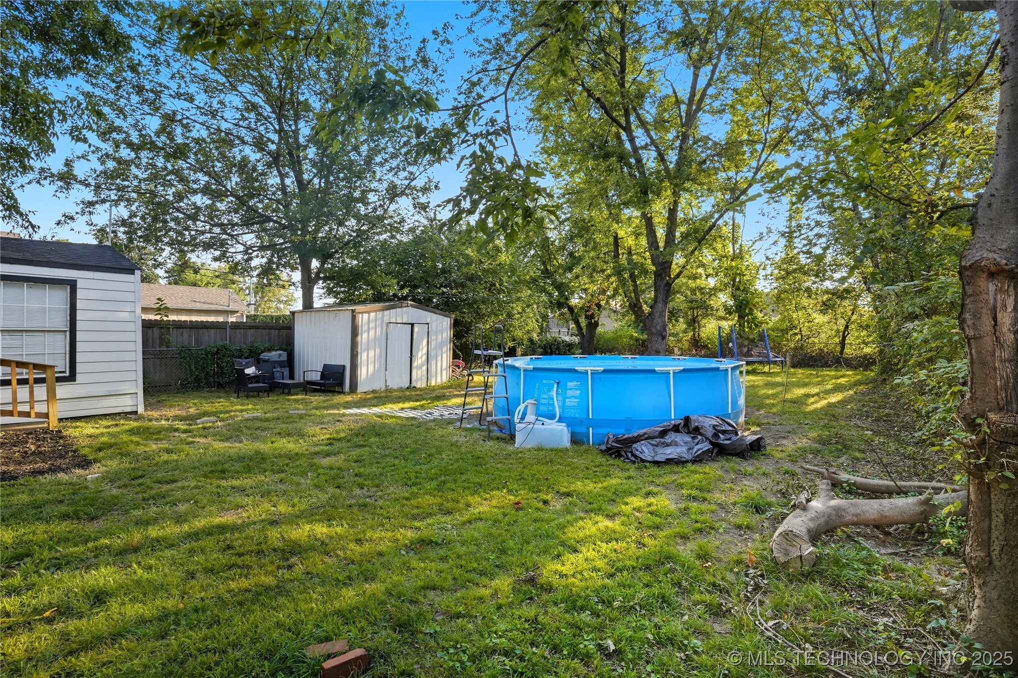 703 S Poplar Street Property Photo 30