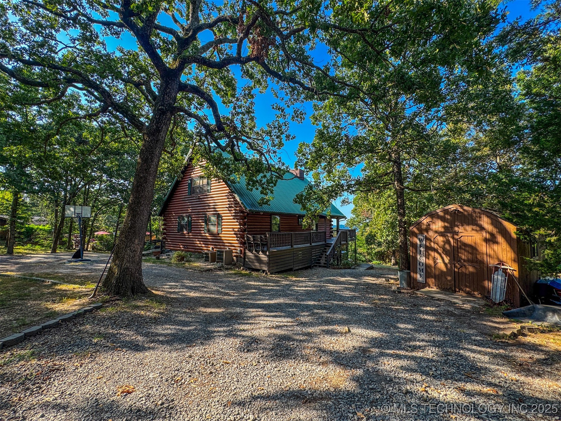 27989 S Lakeview Drive Property Photo 7