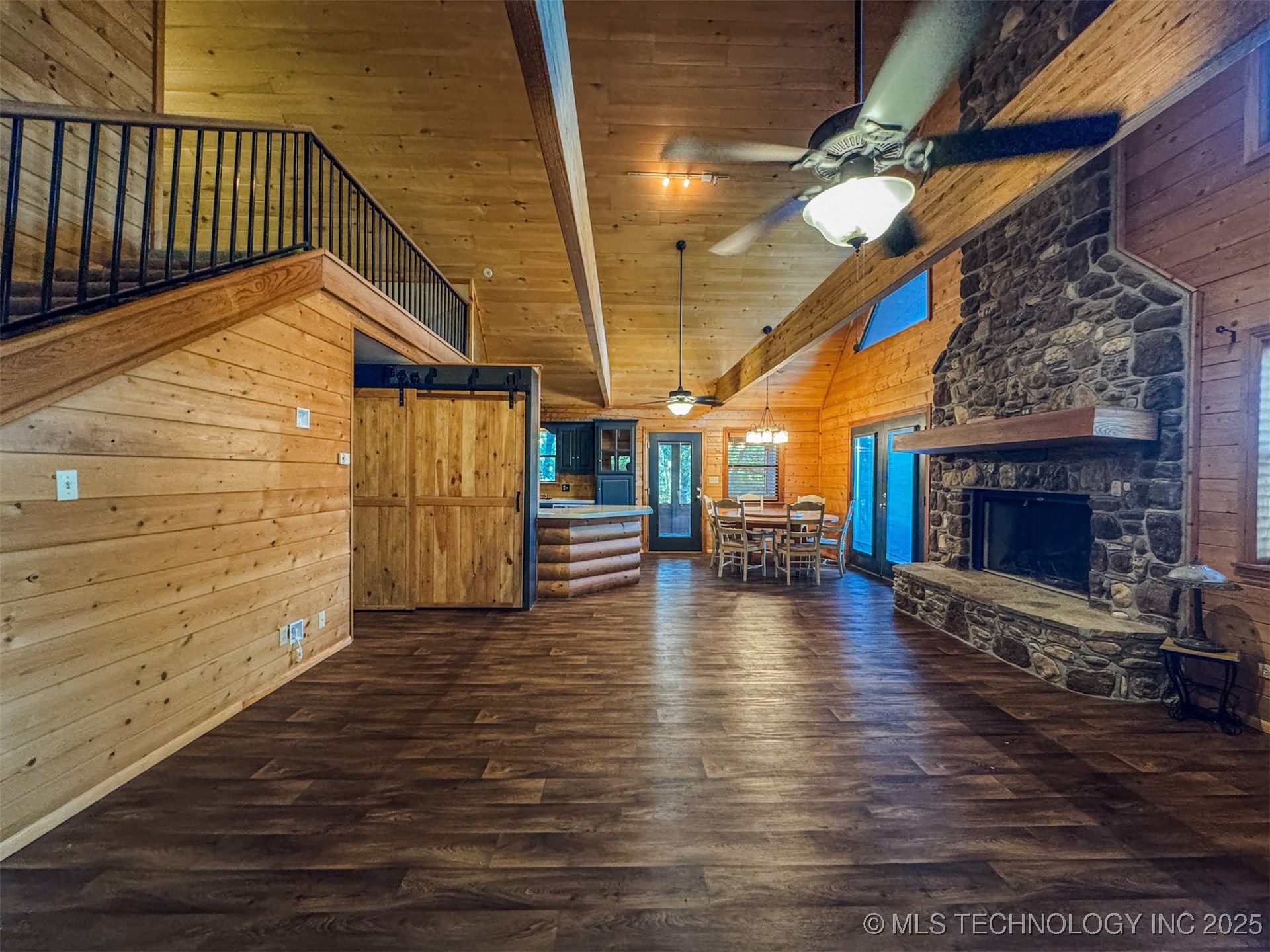 27989 S Lakeview Drive Property Photo 8