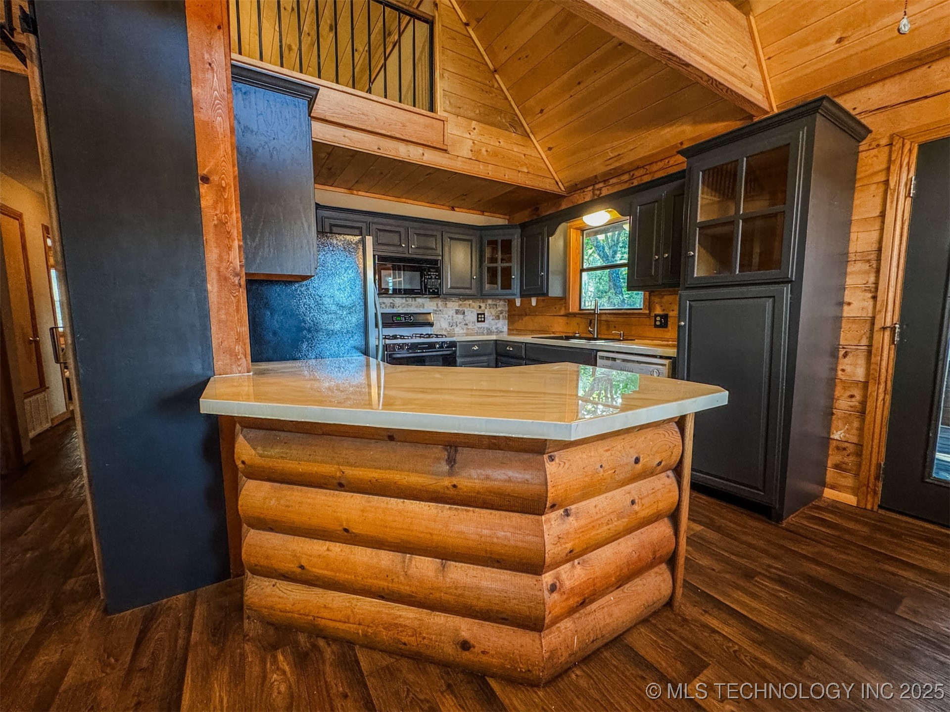 27989 S Lakeview Drive Property Photo 16