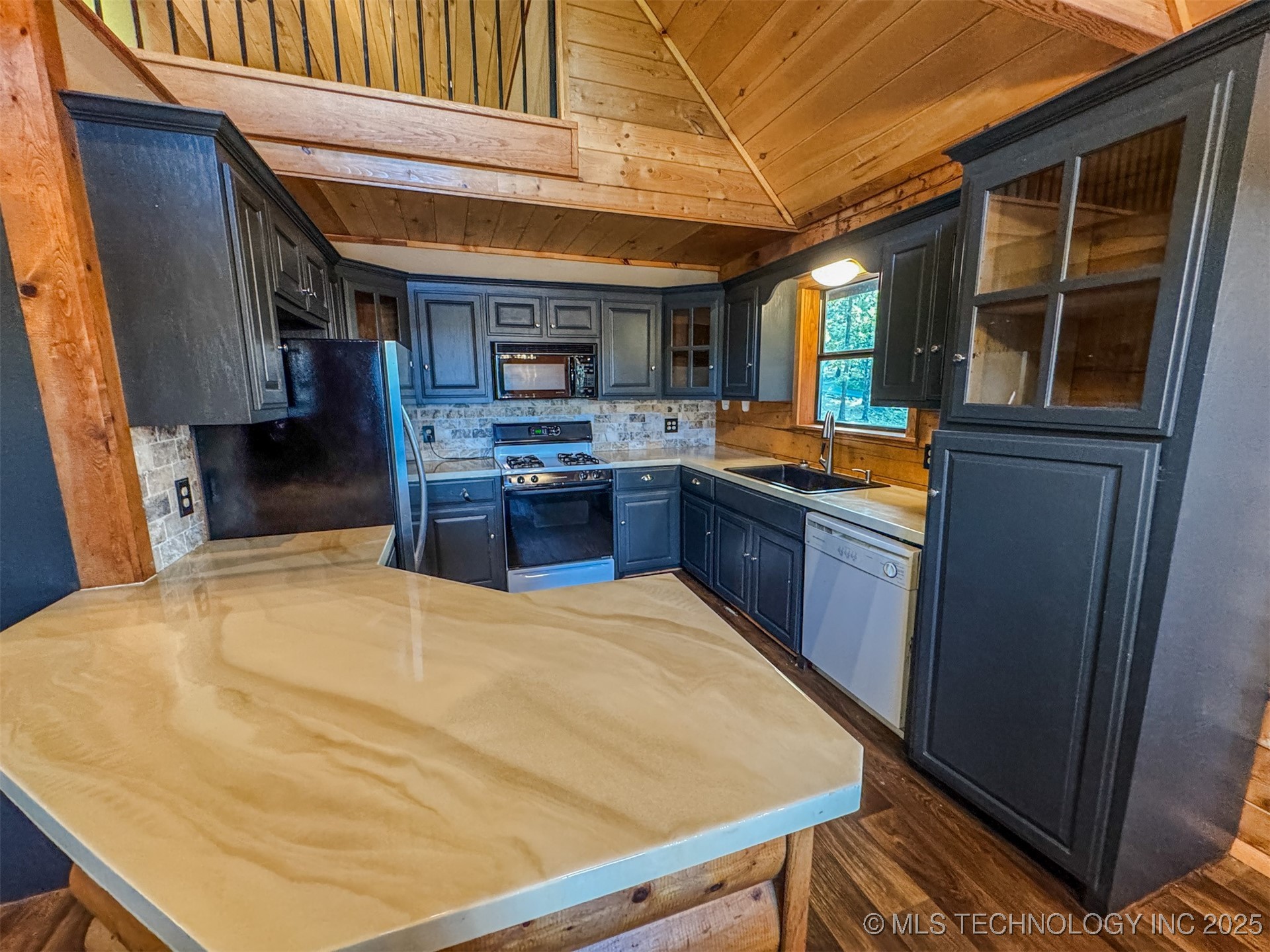 27989 S Lakeview Drive Property Photo 17