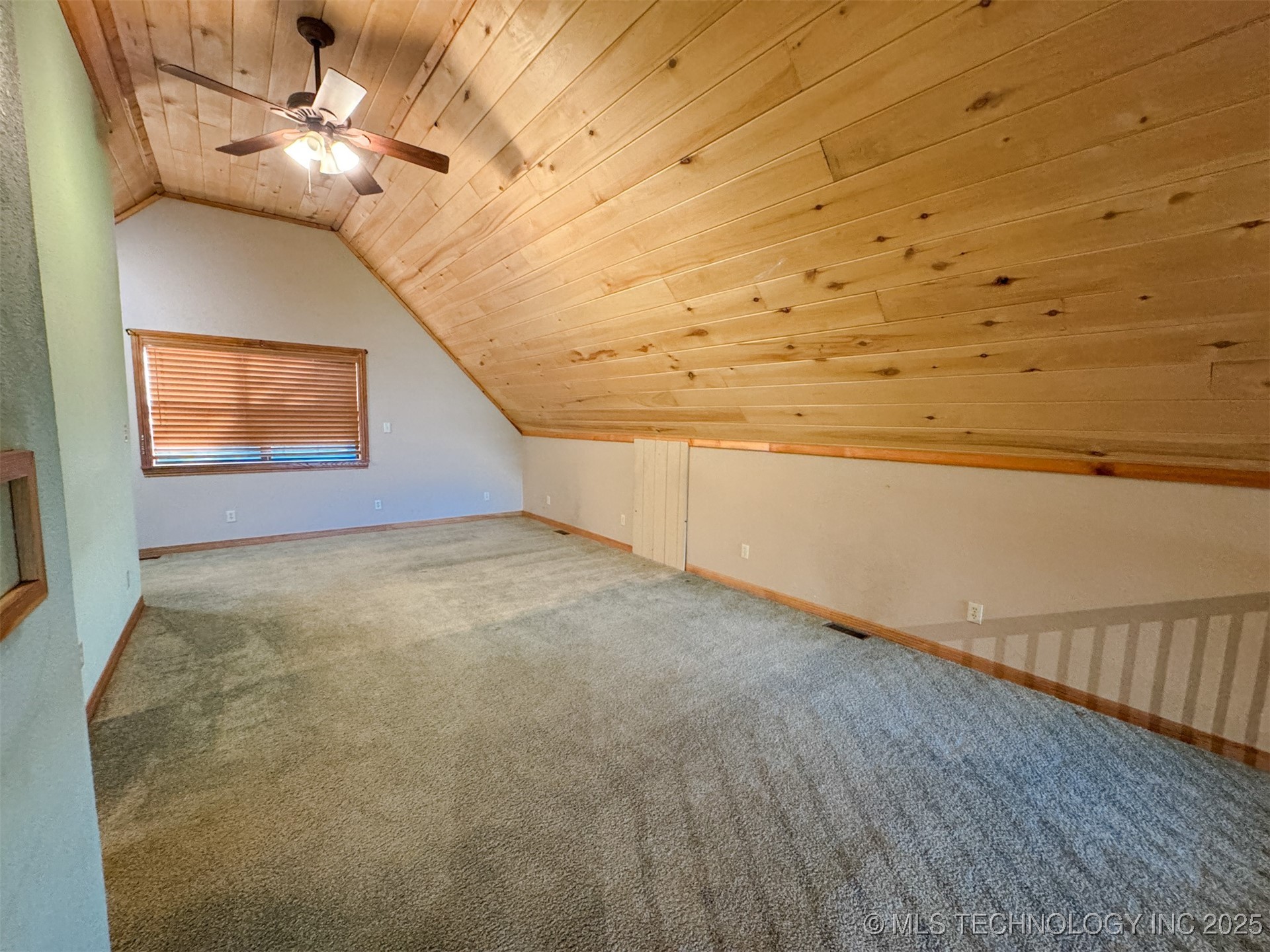 27989 S Lakeview Drive Property Photo 37