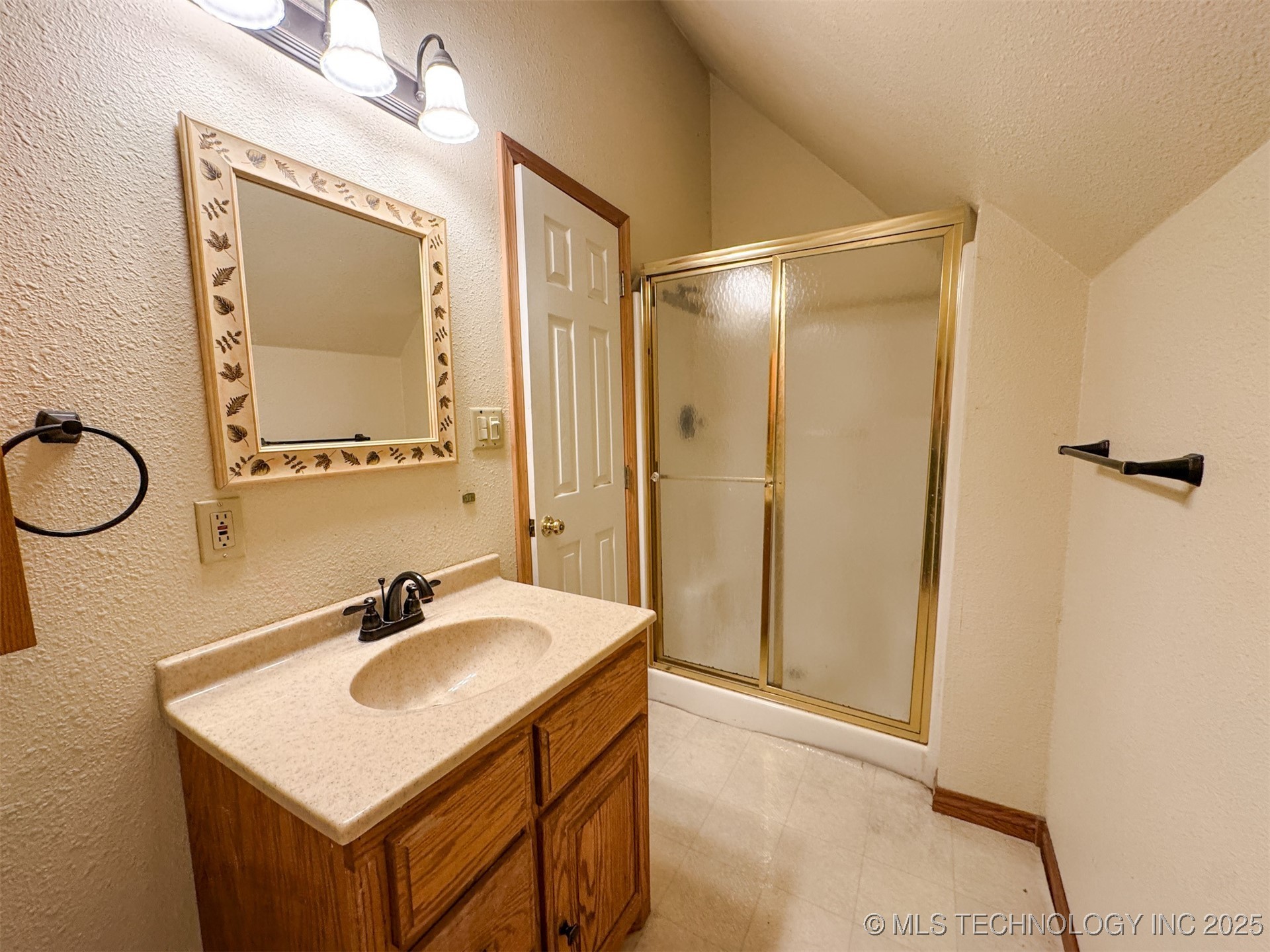 27989 S Lakeview Drive Property Photo 43