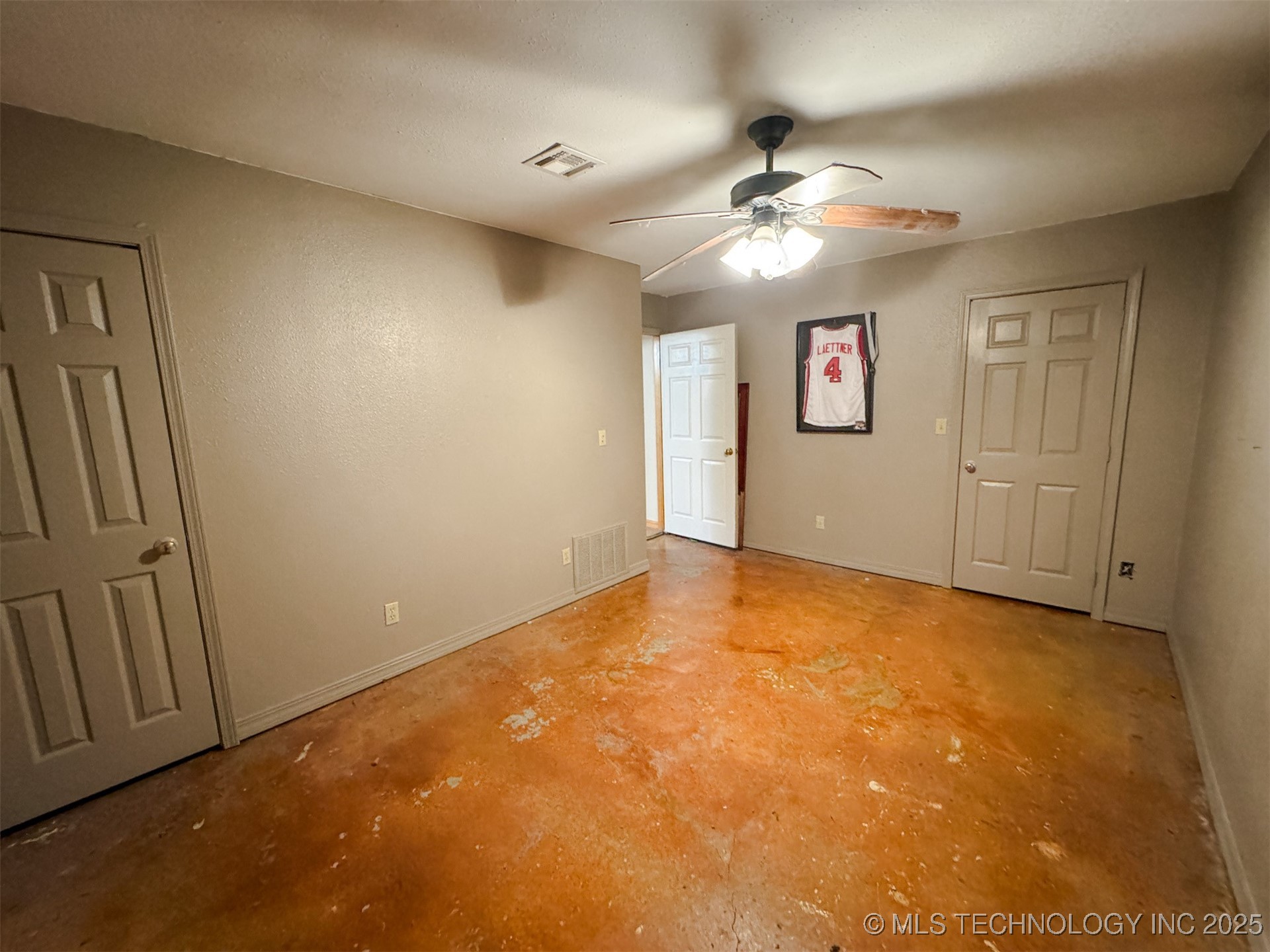27989 S Lakeview Drive Property Photo 58