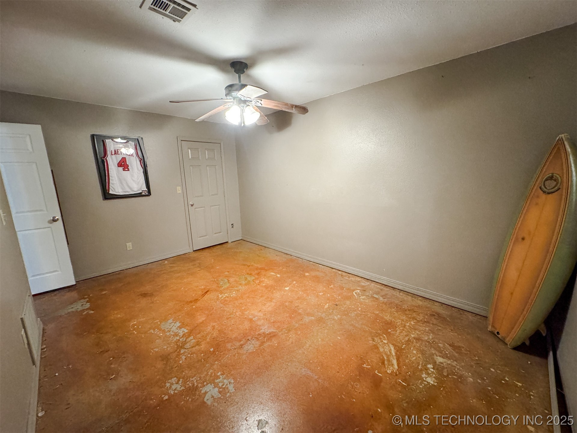 27989 S Lakeview Drive Property Photo 59