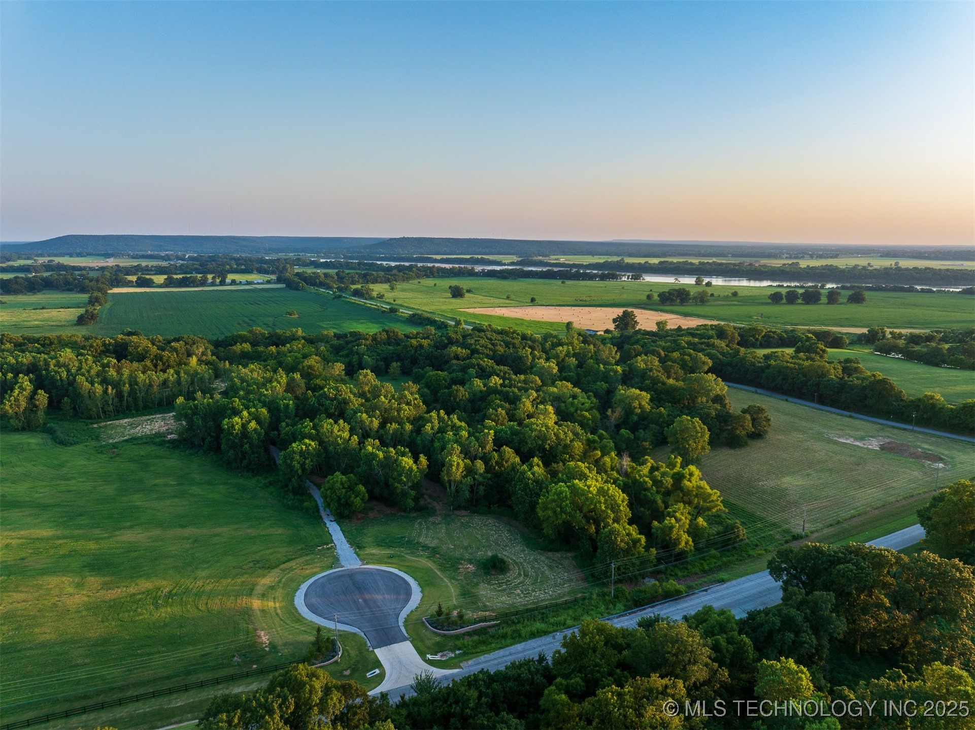 141st Street Property Photo 2