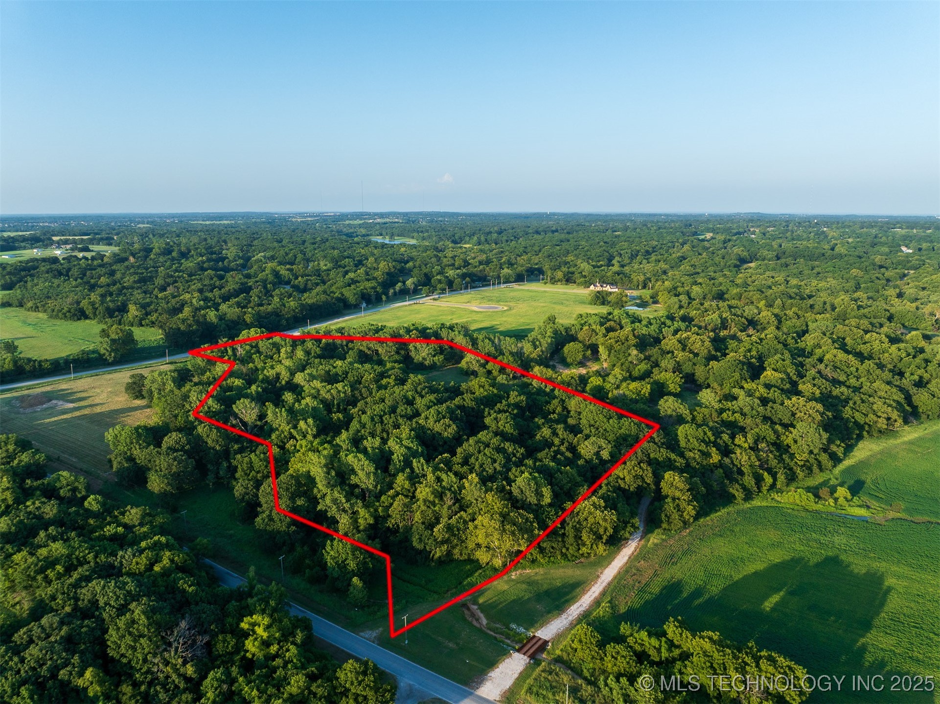 141st Street Property Photo 20