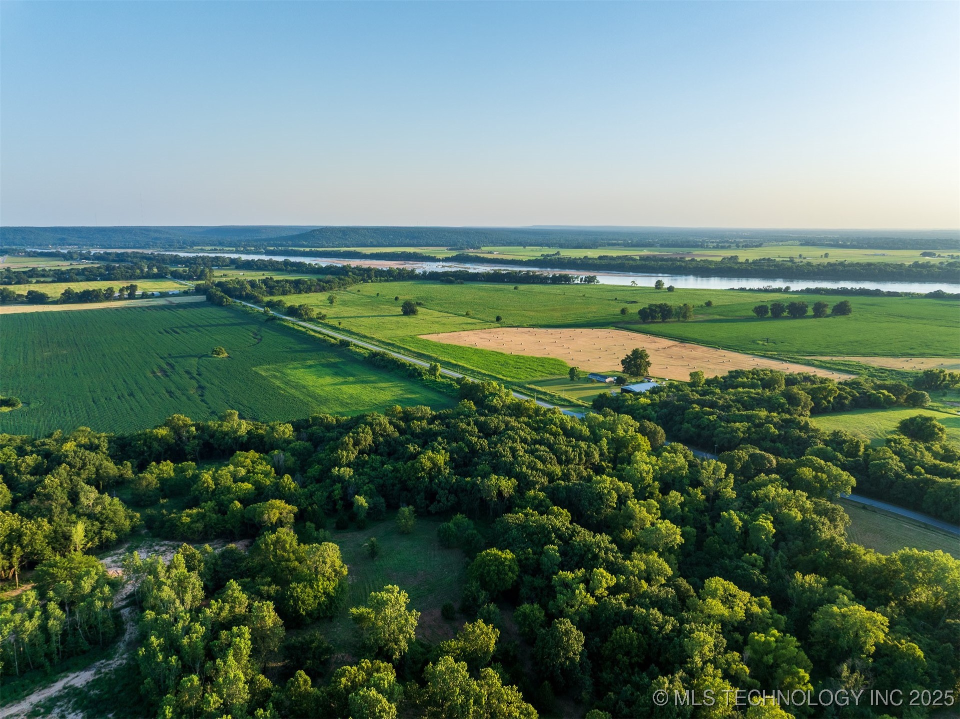 141st Street Property Photo 28