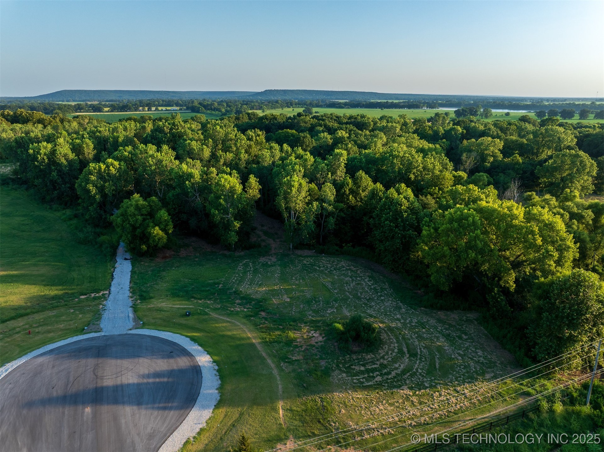 141st Street Property Photo 58