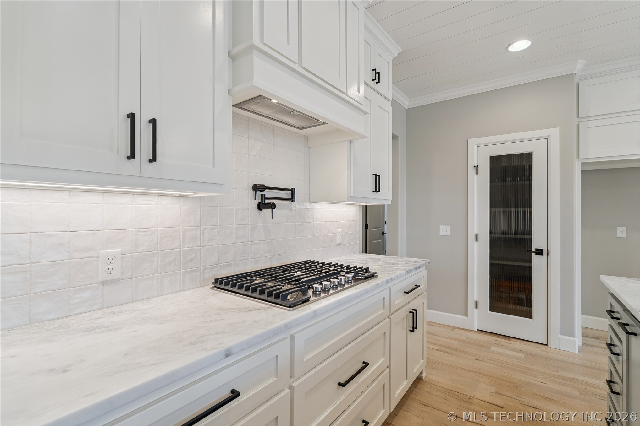 11248 S 220th East Avenue Property Photo 18