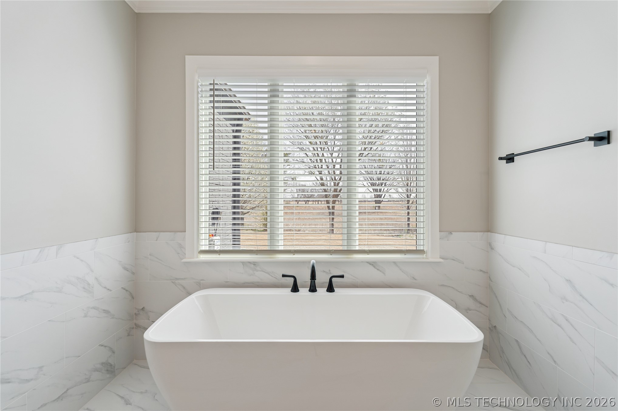 11248 S 220th East Avenue Property Photo 27