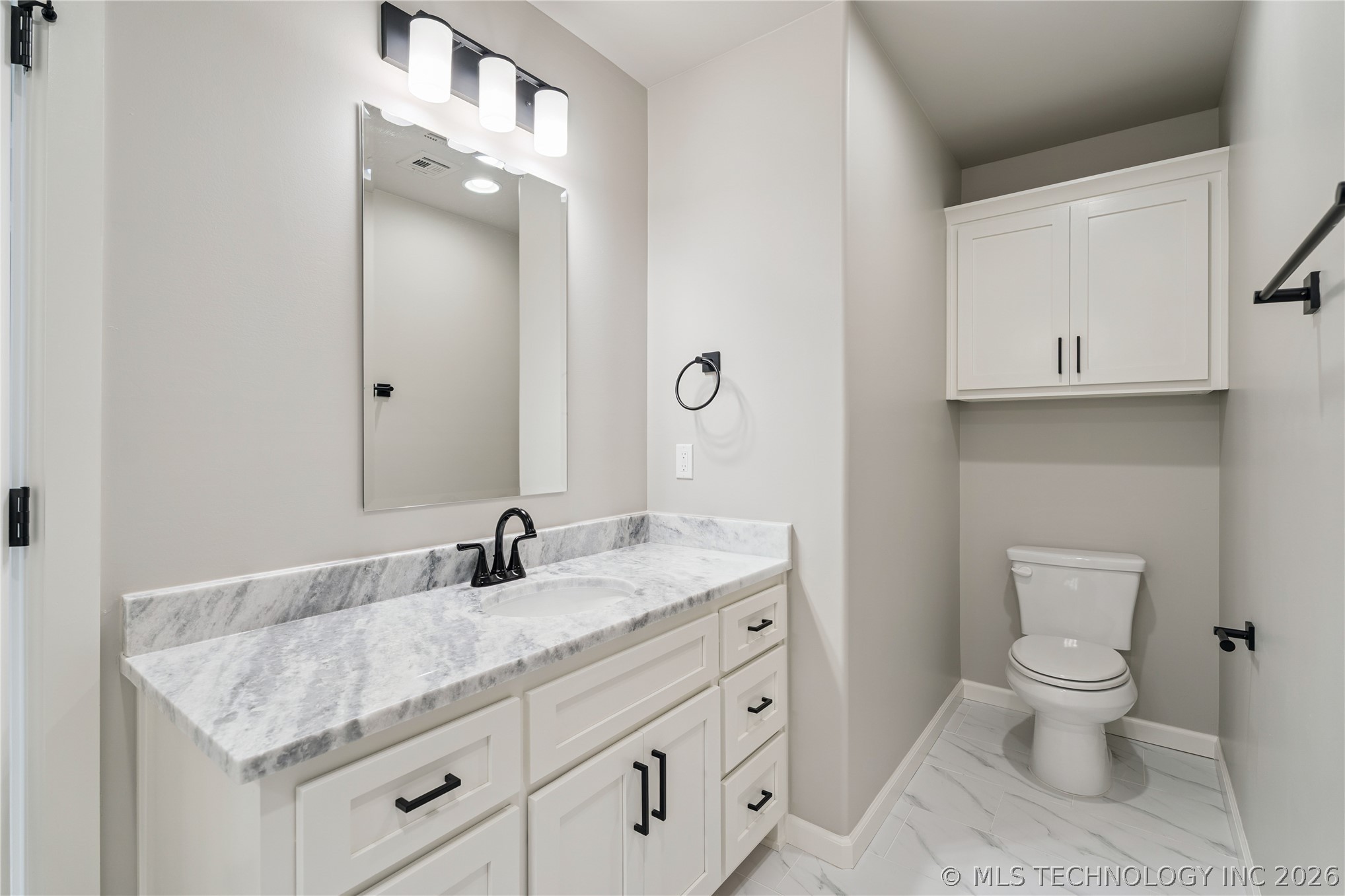 11248 S 220th East Avenue Property Photo 37