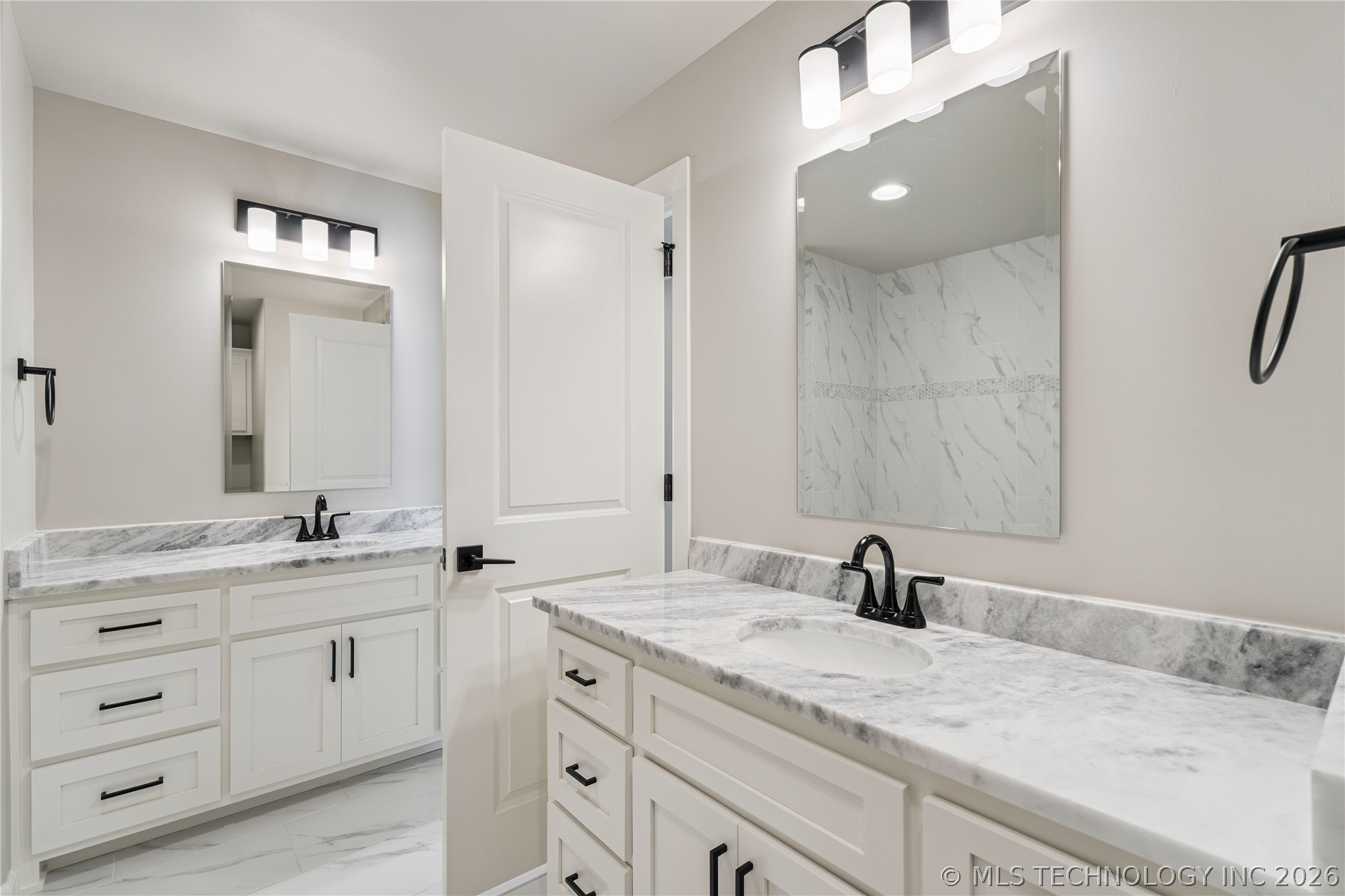 11248 S 220th East Avenue Property Photo 38