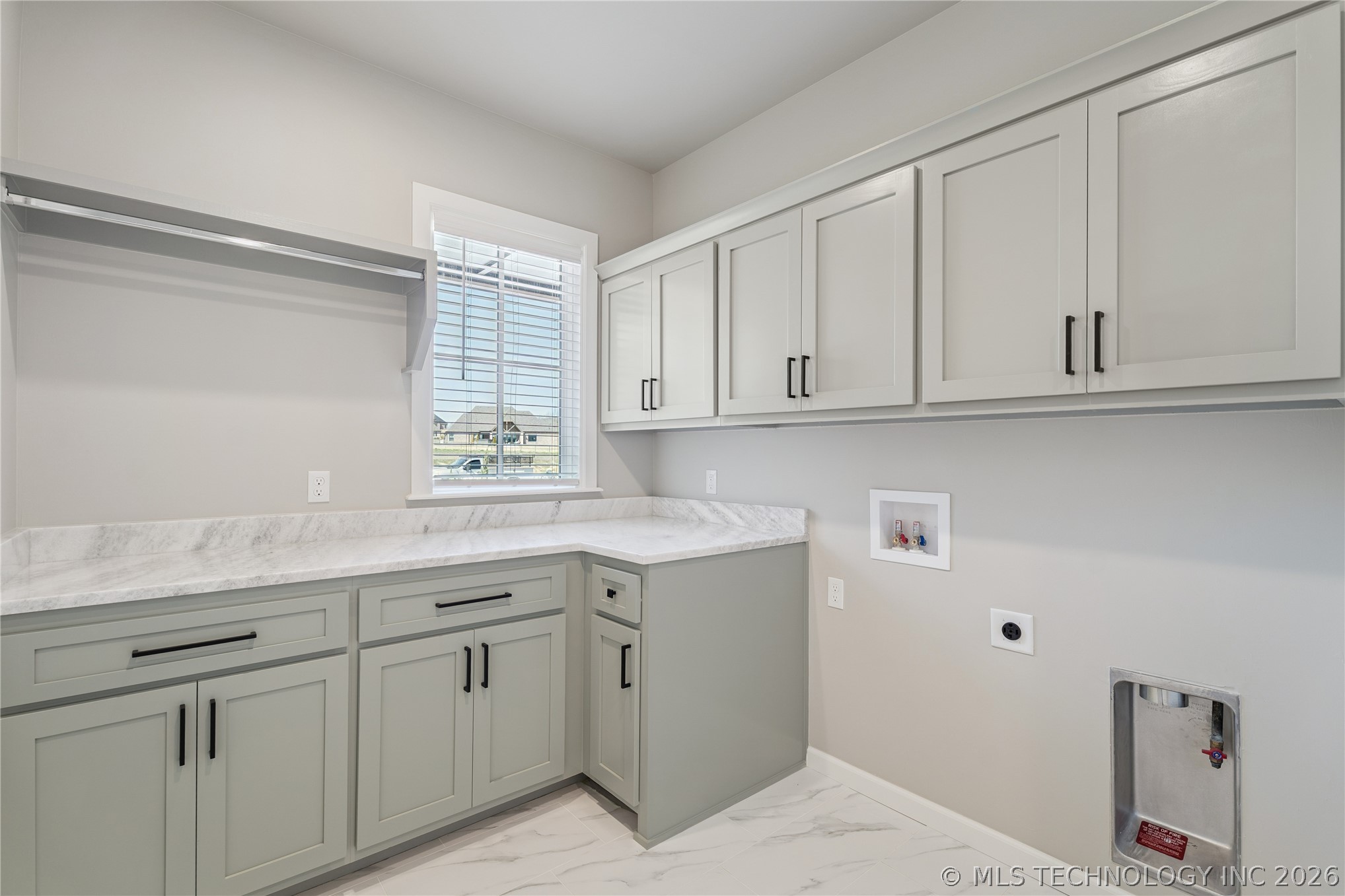 11248 S 220th East Avenue Property Photo 54