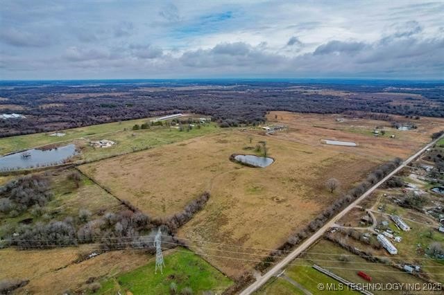 1 W 23rd Street S Property Photo 4