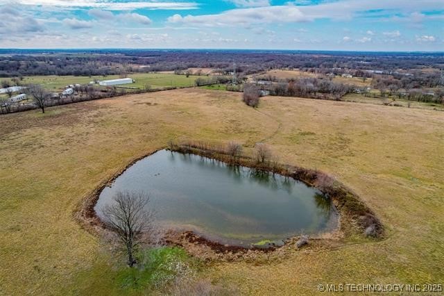 1 W 23rd Street S Property Photo 5