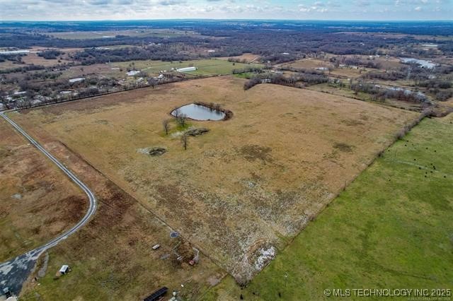 1 W 23rd Street S Property Photo 7