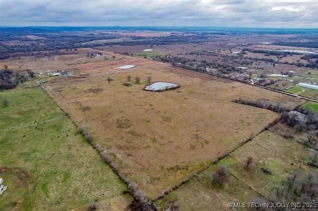 1 W 23rd Street S Property Photo 9