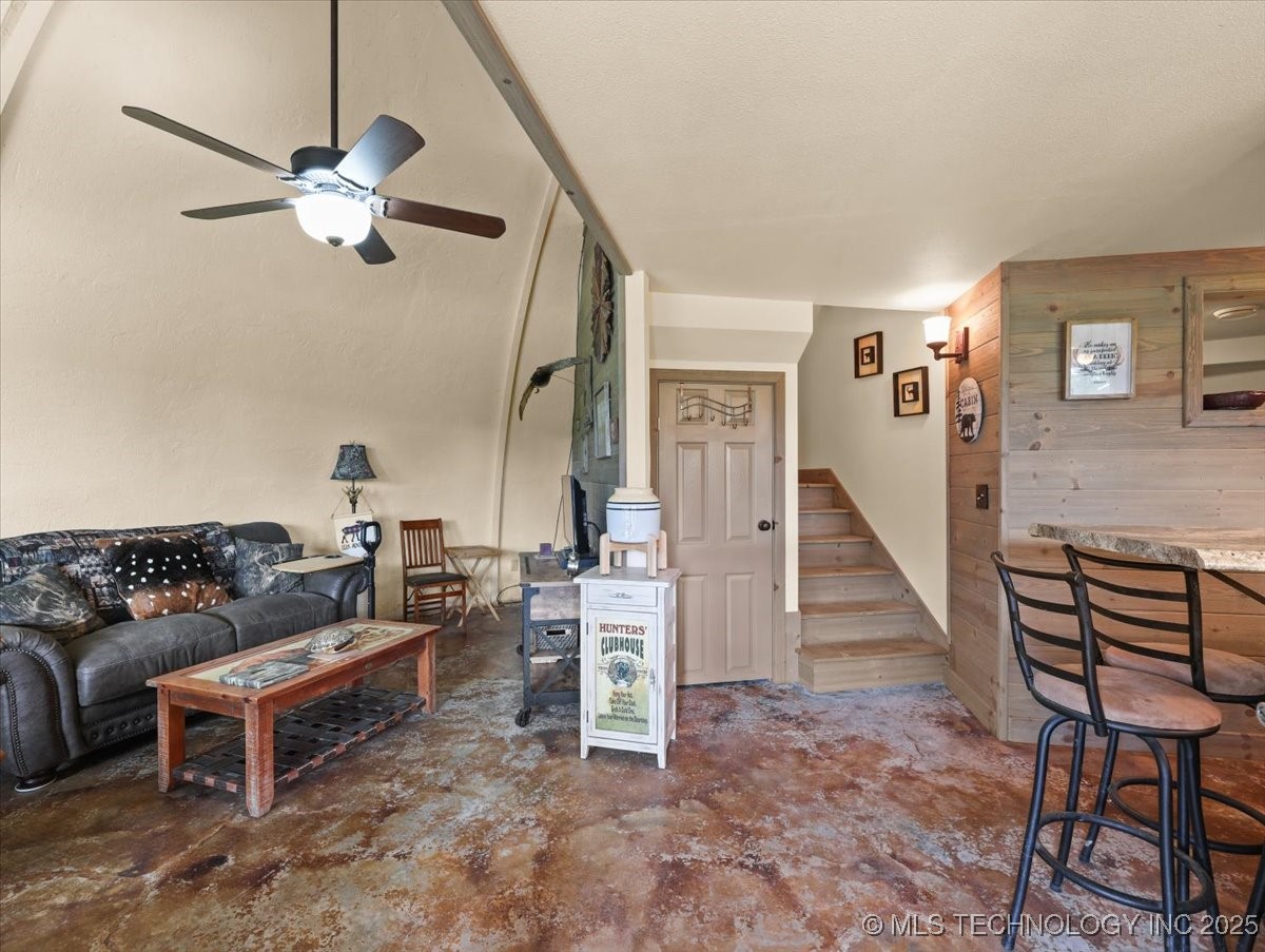 6250 Se 1087 Avenue Property Photo 6