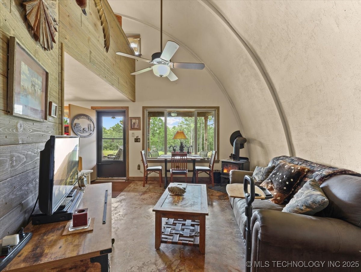 6250 Se 1087 Avenue Property Photo 9