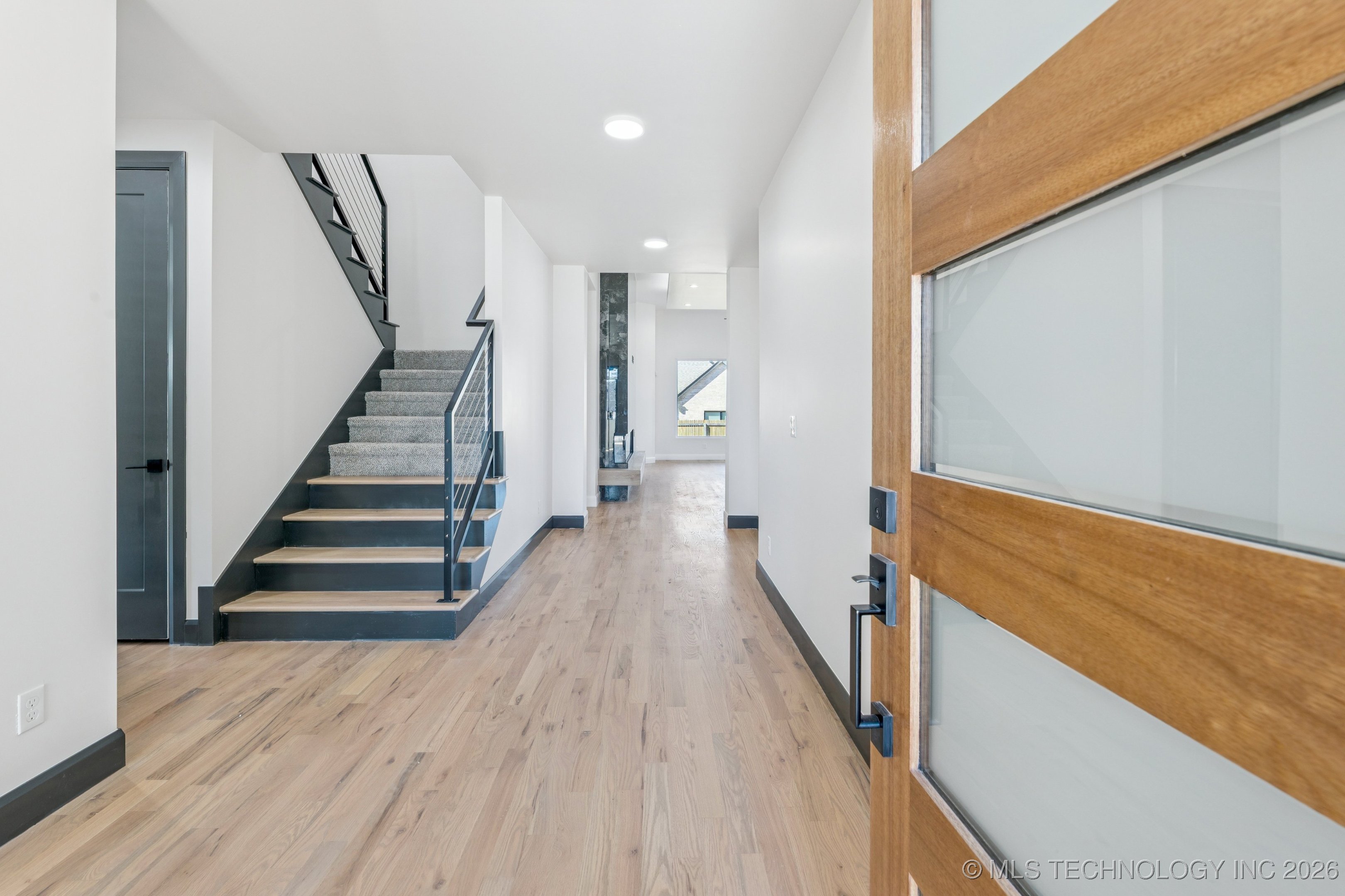 2039 E 129th Place Property Photo 4