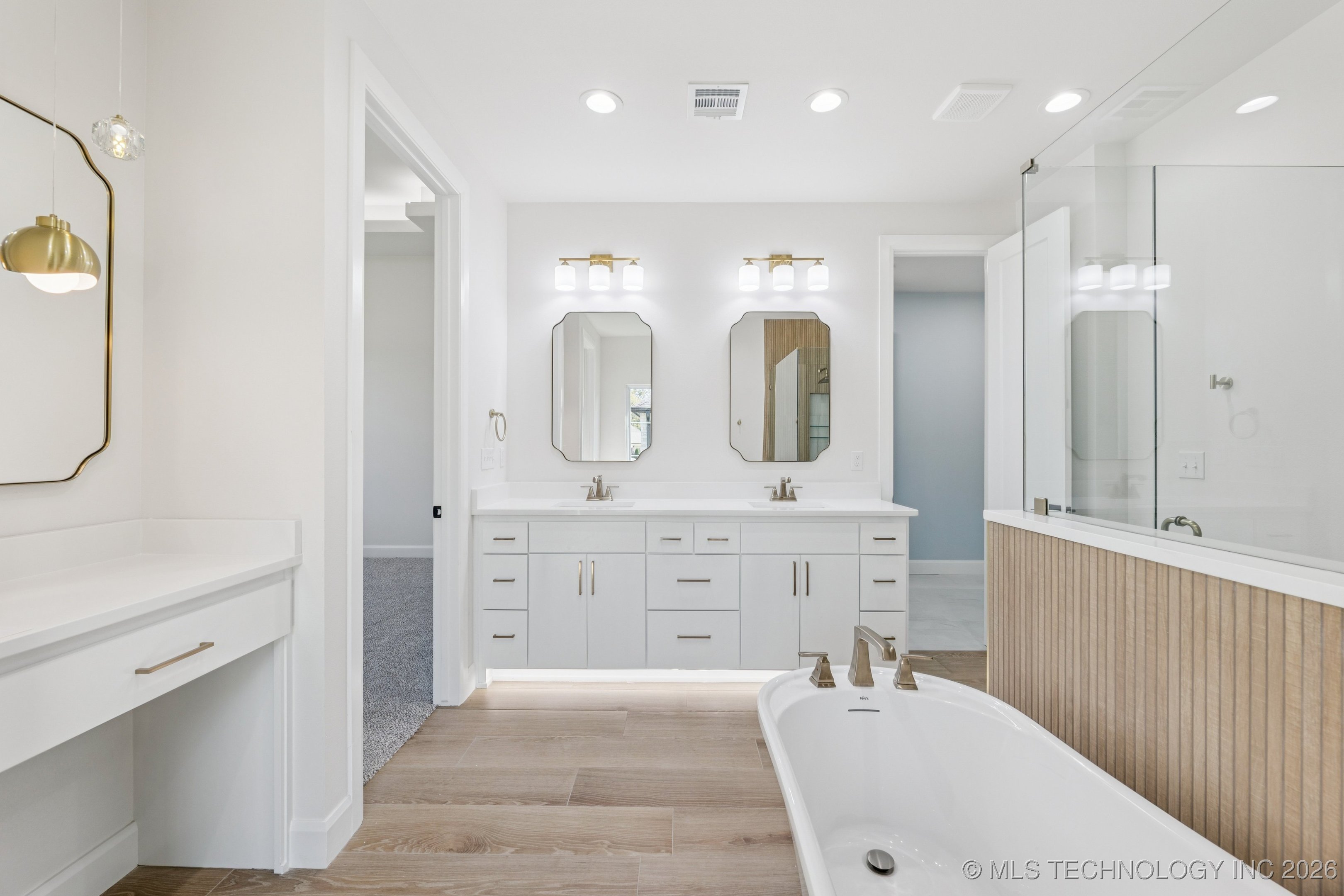 2039 E 129th Place Property Photo 20