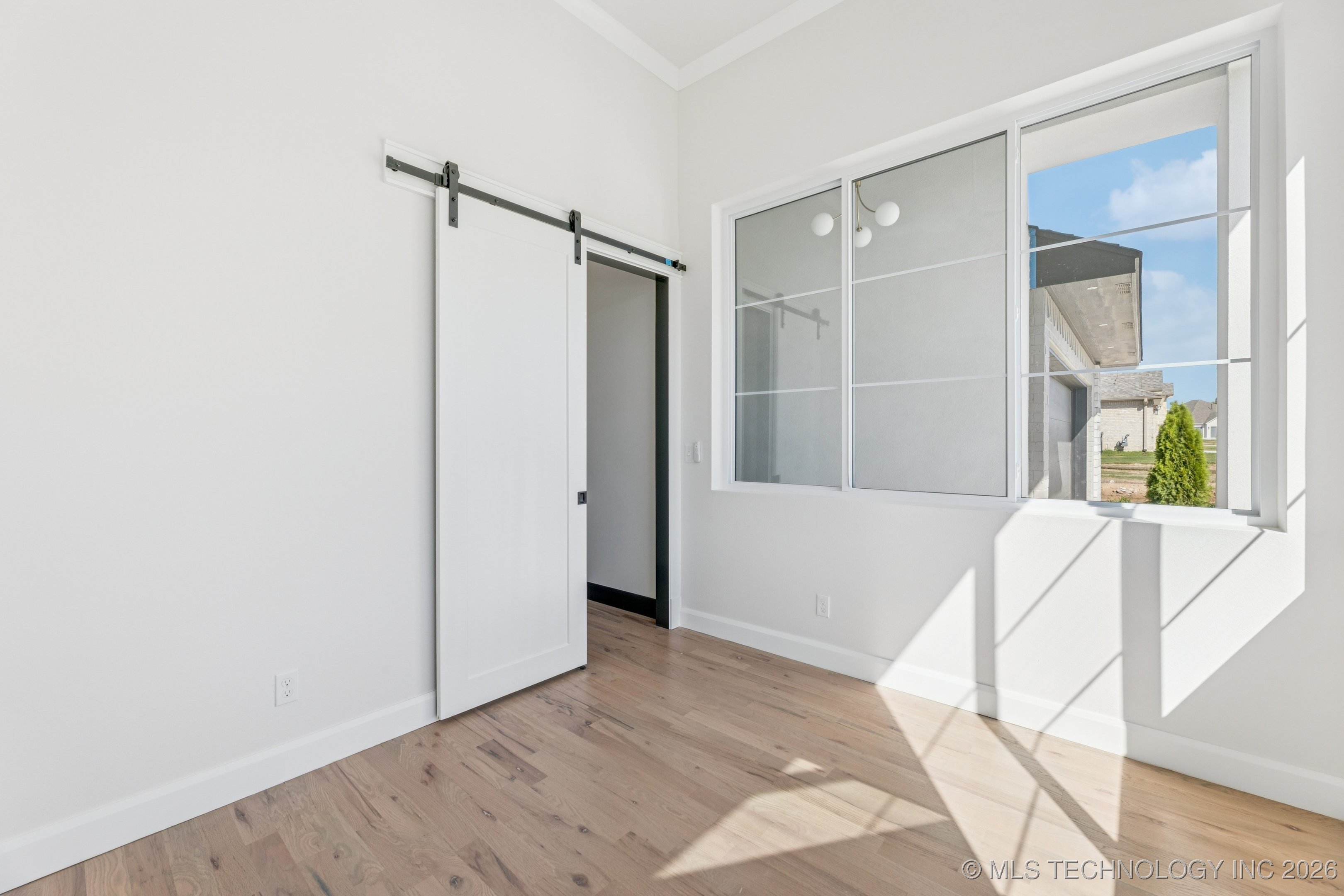 2039 E 129th Place Property Photo 25