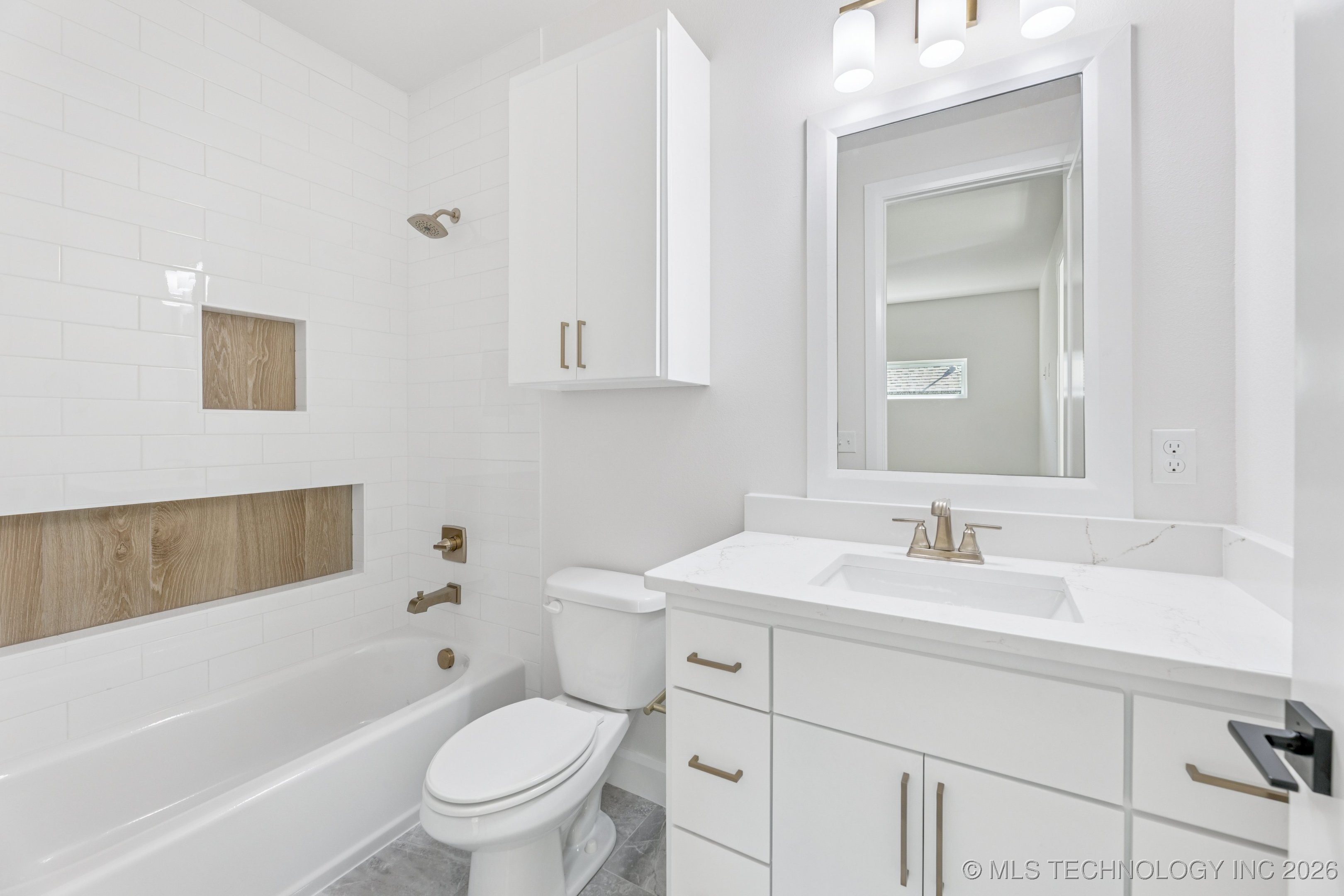 2039 E 129th Place Property Photo 27