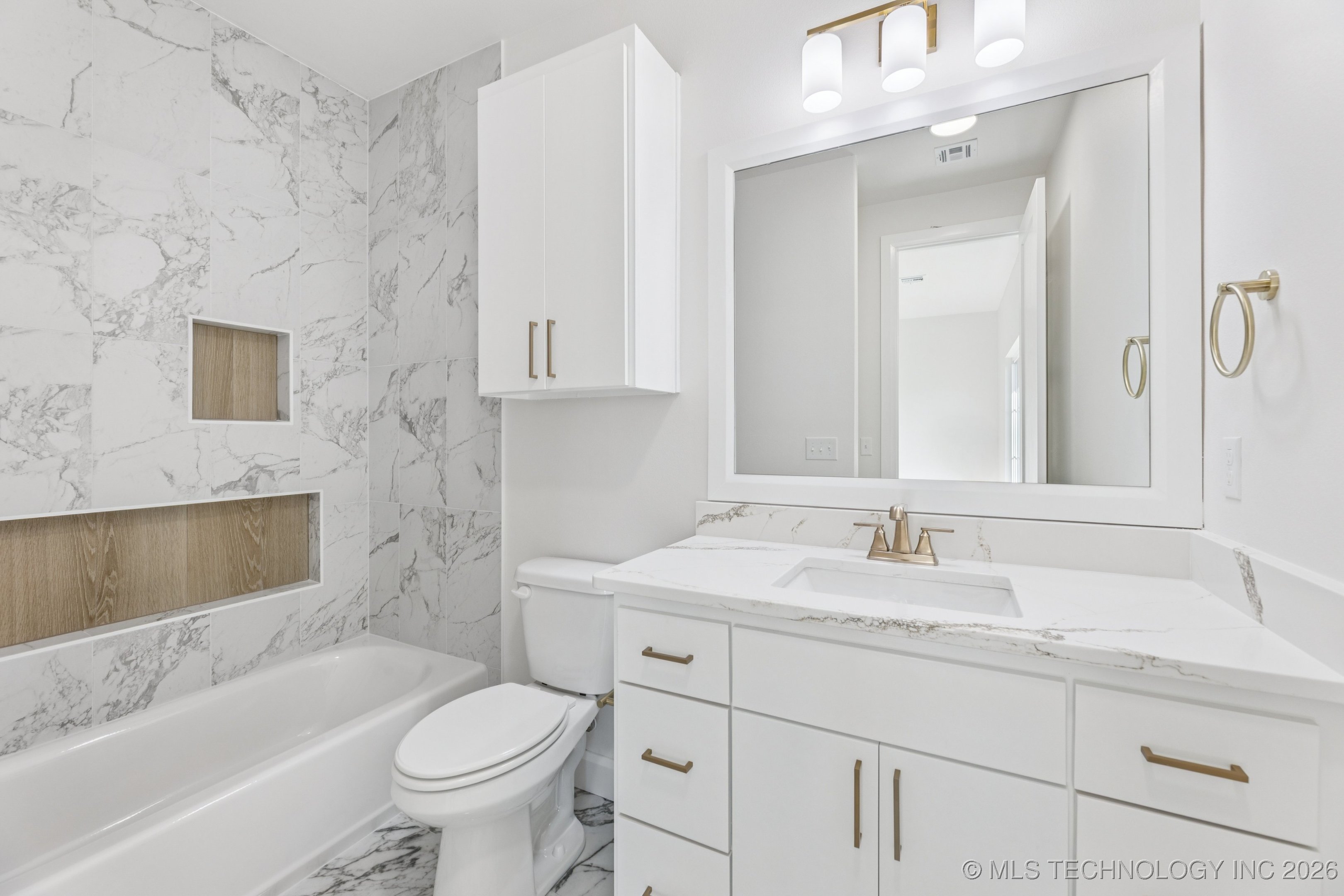 2039 E 129th Place Property Photo 30