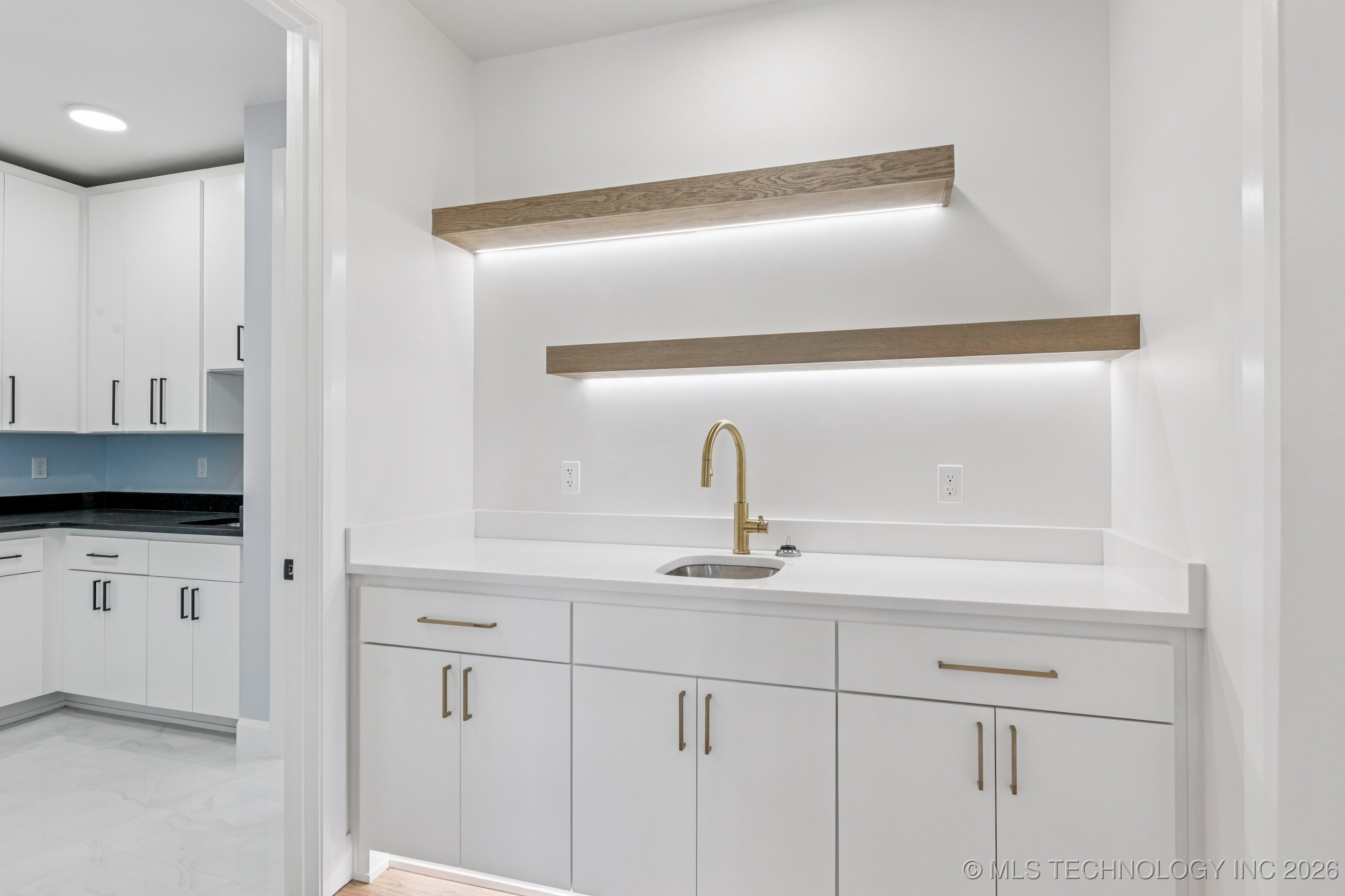 2039 E 129th Place Property Photo 32