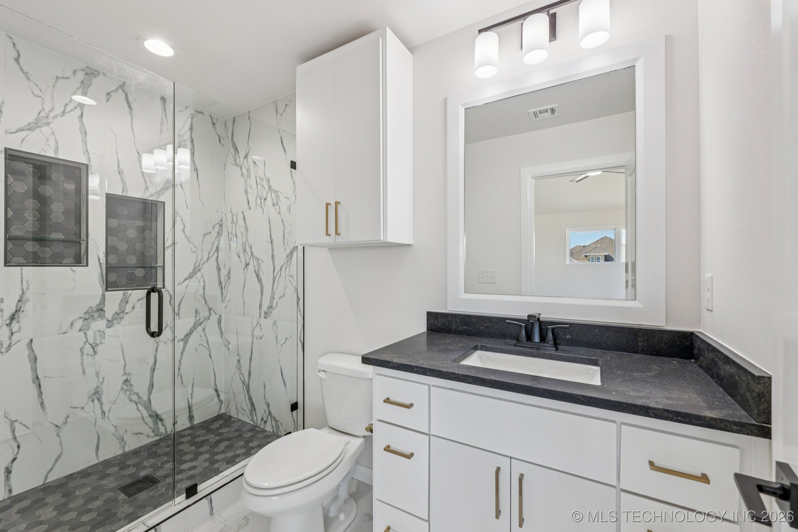 2039 E 129th Place Property Photo 35