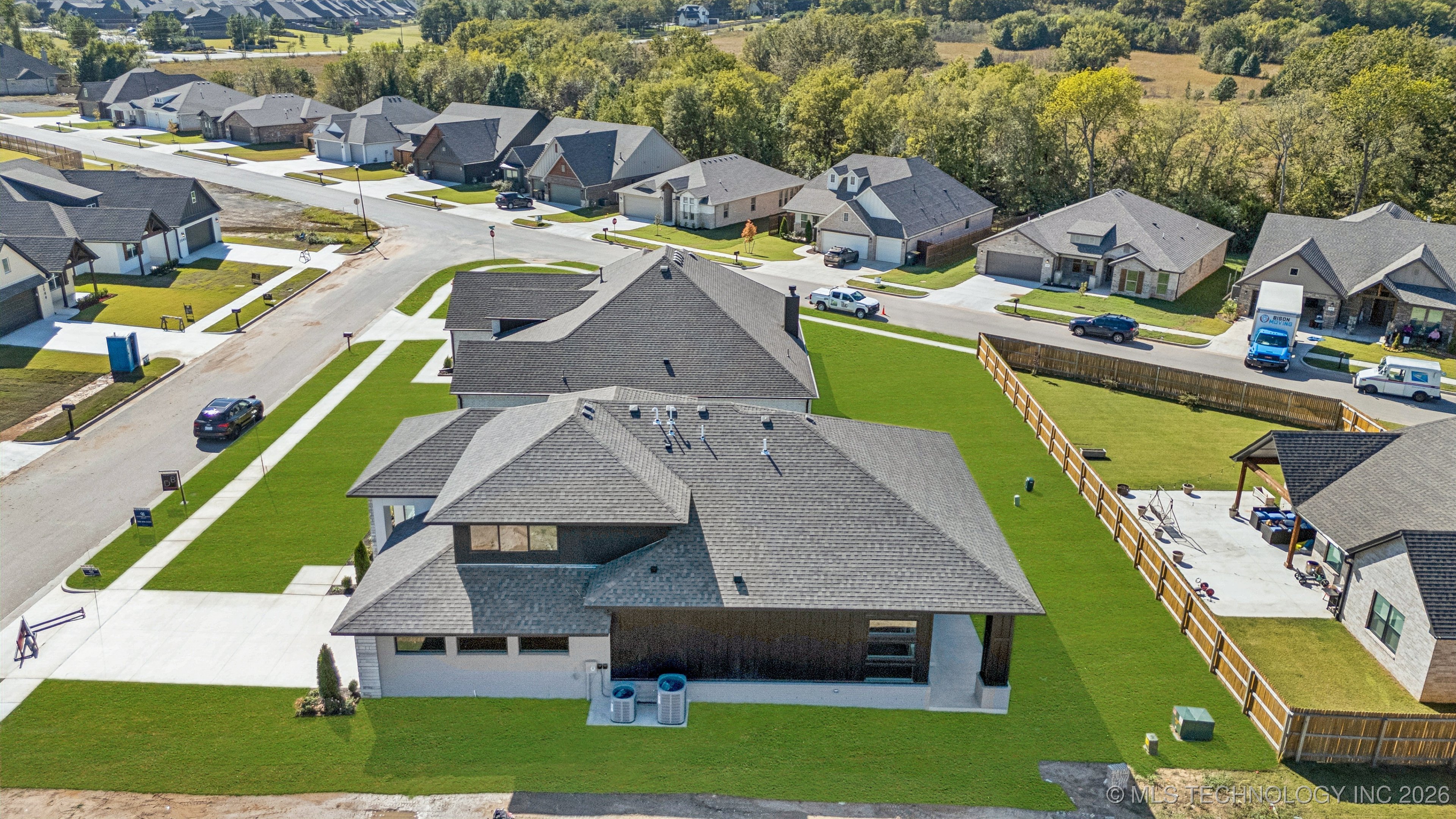 2039 E 129th Place Property Photo 41