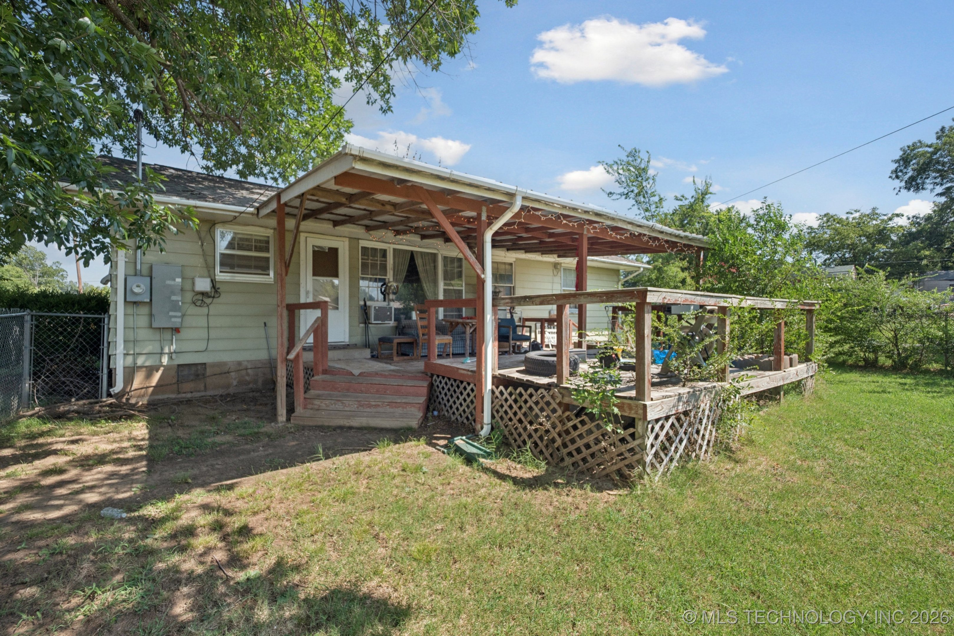 1003 E 4th Street Property Photo 19