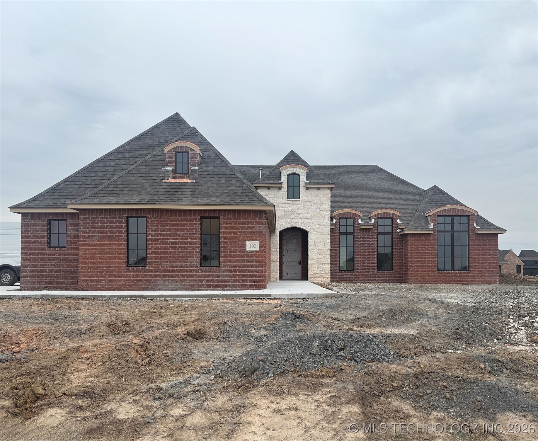 102 E 165th Street S Property Photo 1